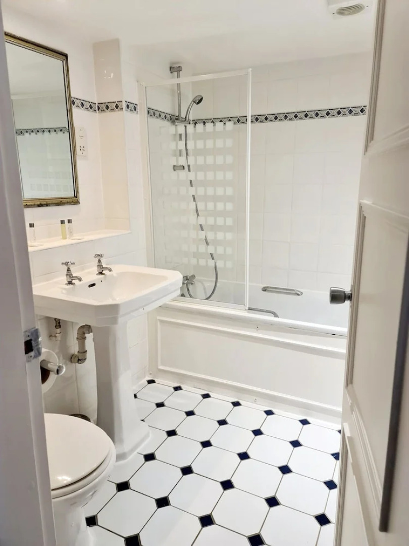 Mercure Birmingham North Barons Court Hotel