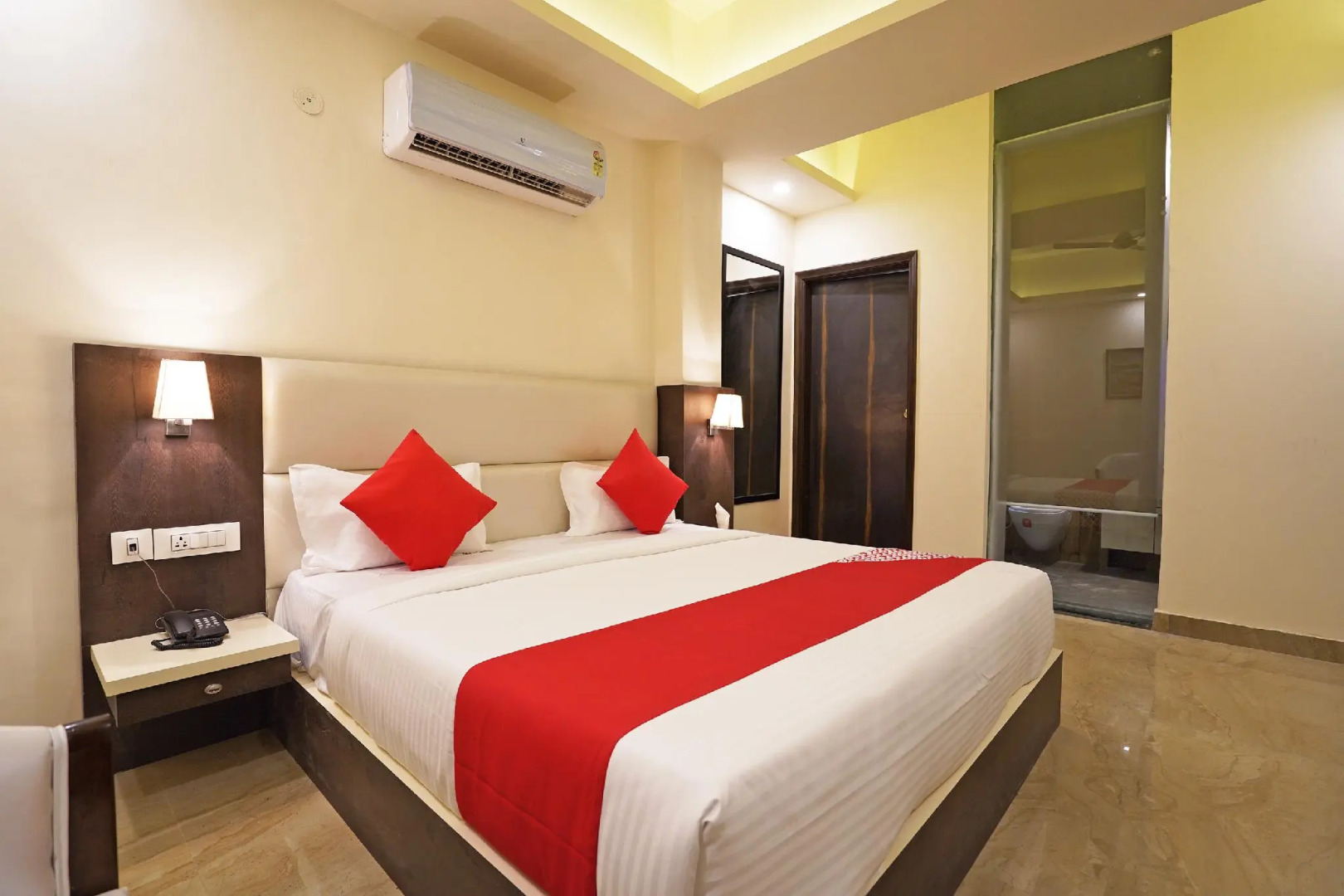 OYO 42727 Ramaya Palace