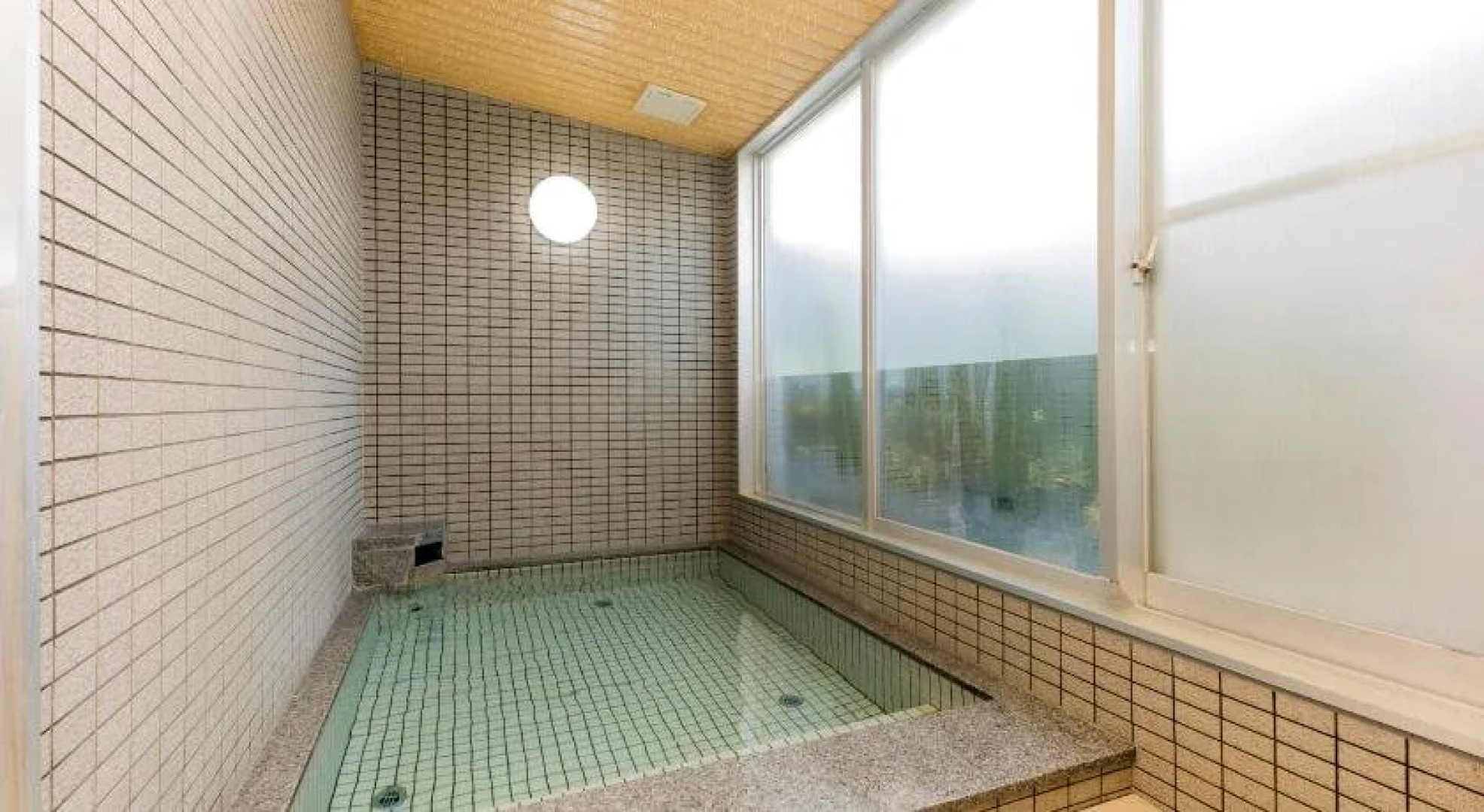 Super Hotel Takaoka Ekinan