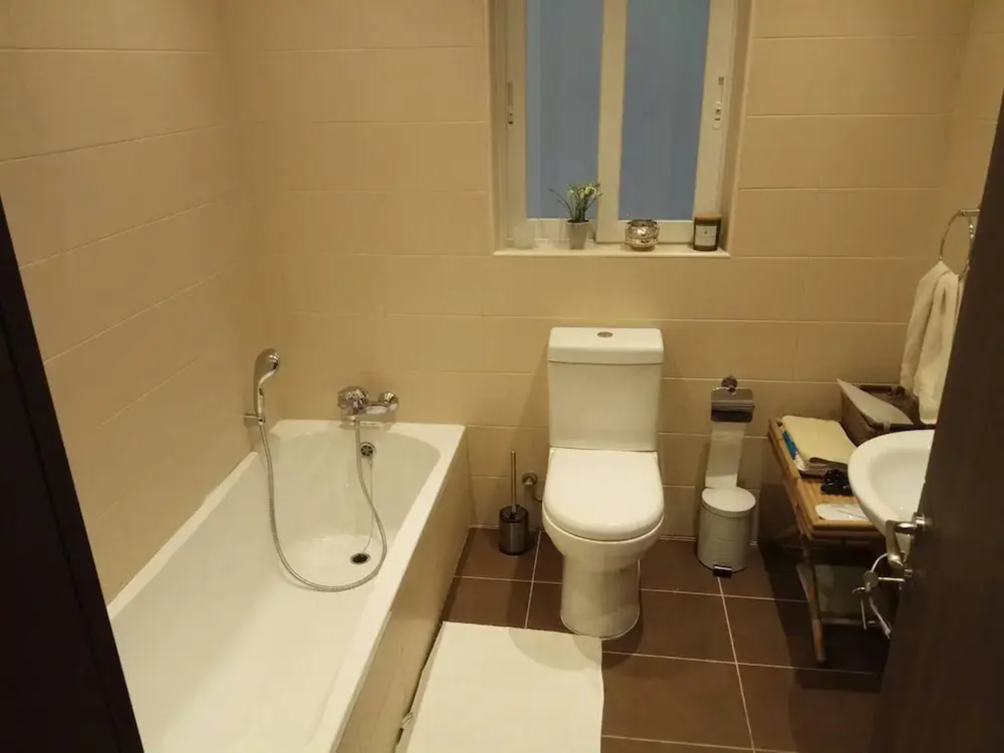 Modern Flat Close To Valletta sleeps 8