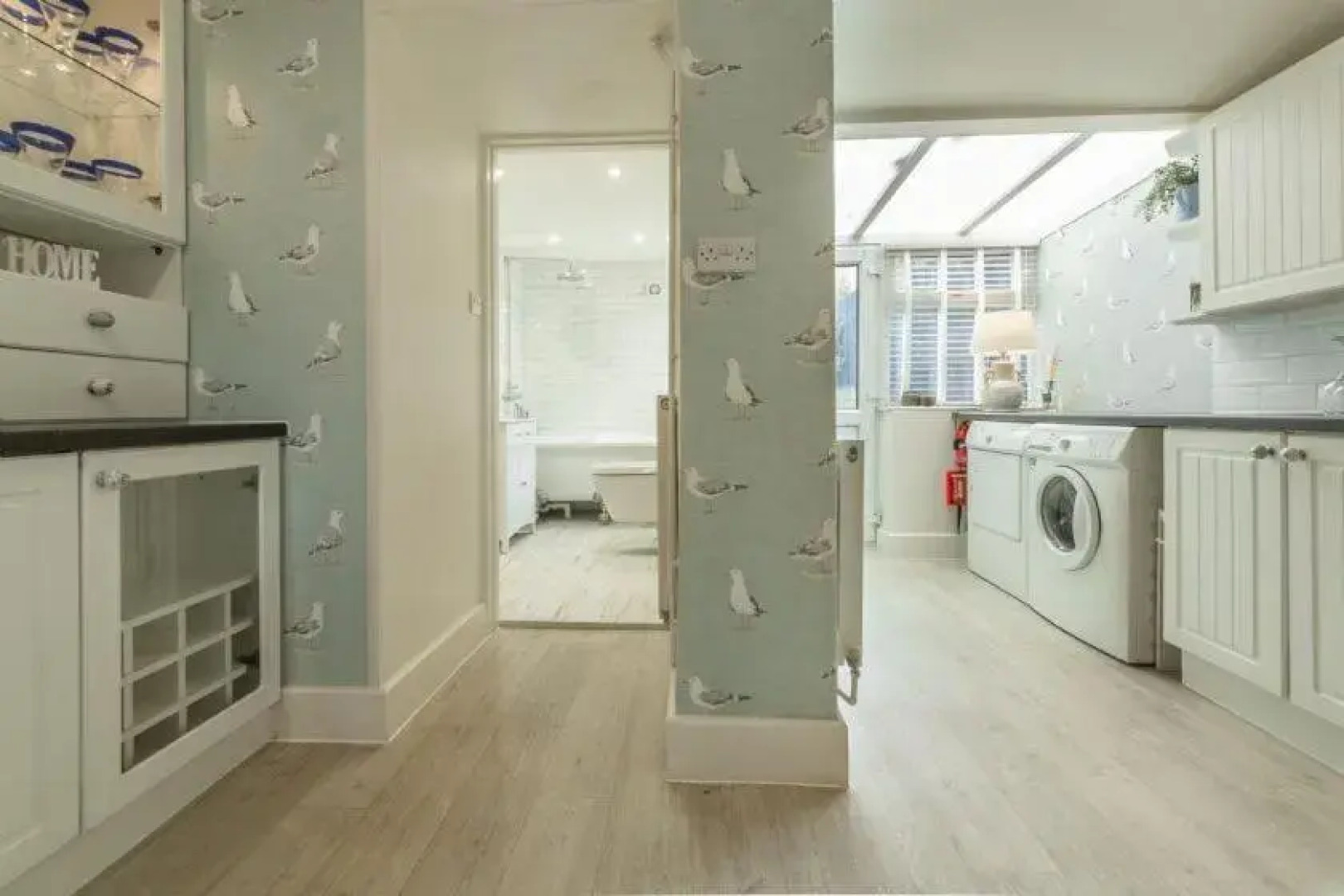 No33 Seagull Cottage
