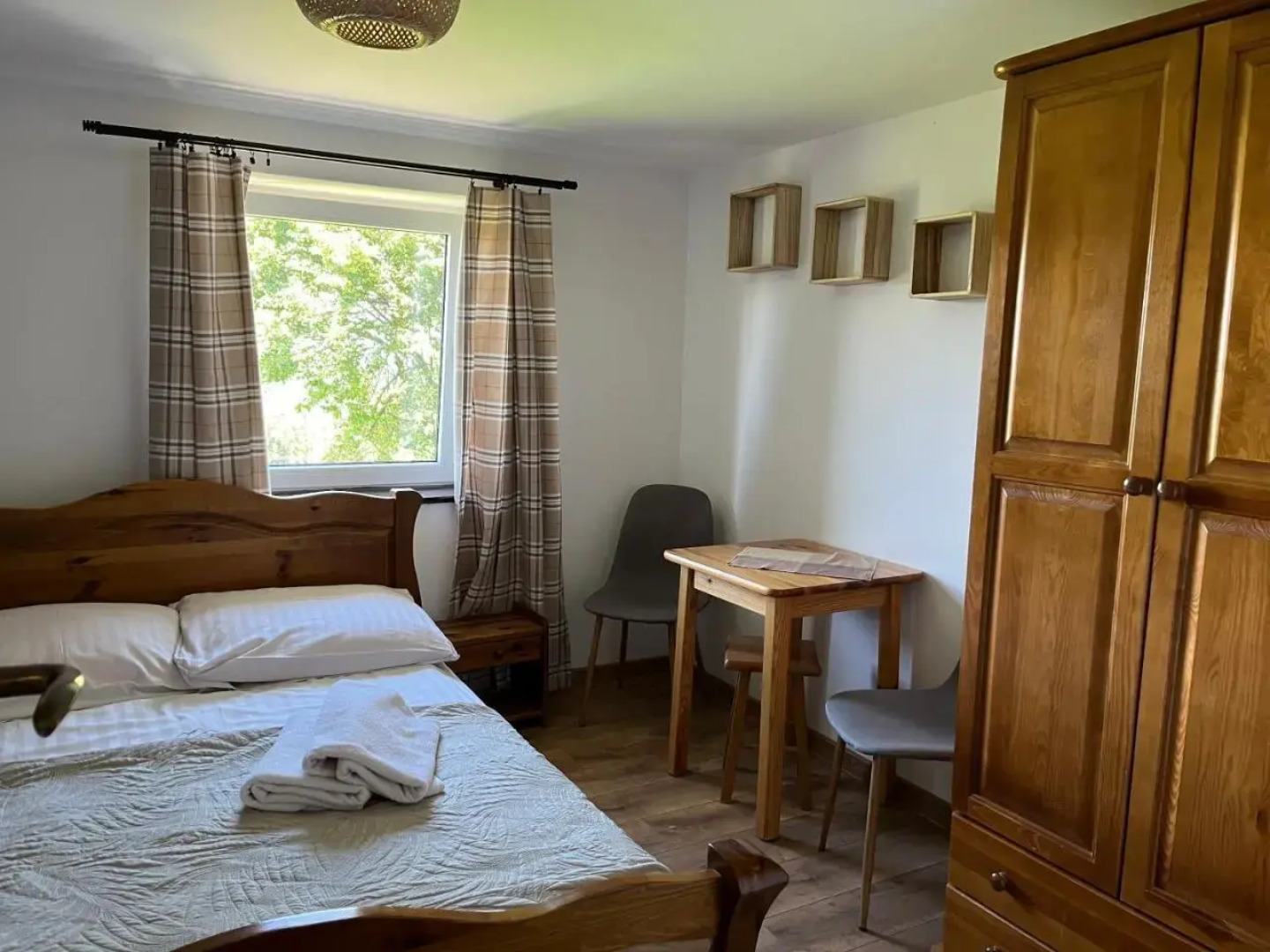 Pokoje Goscinne u Naglaka Willa Zab