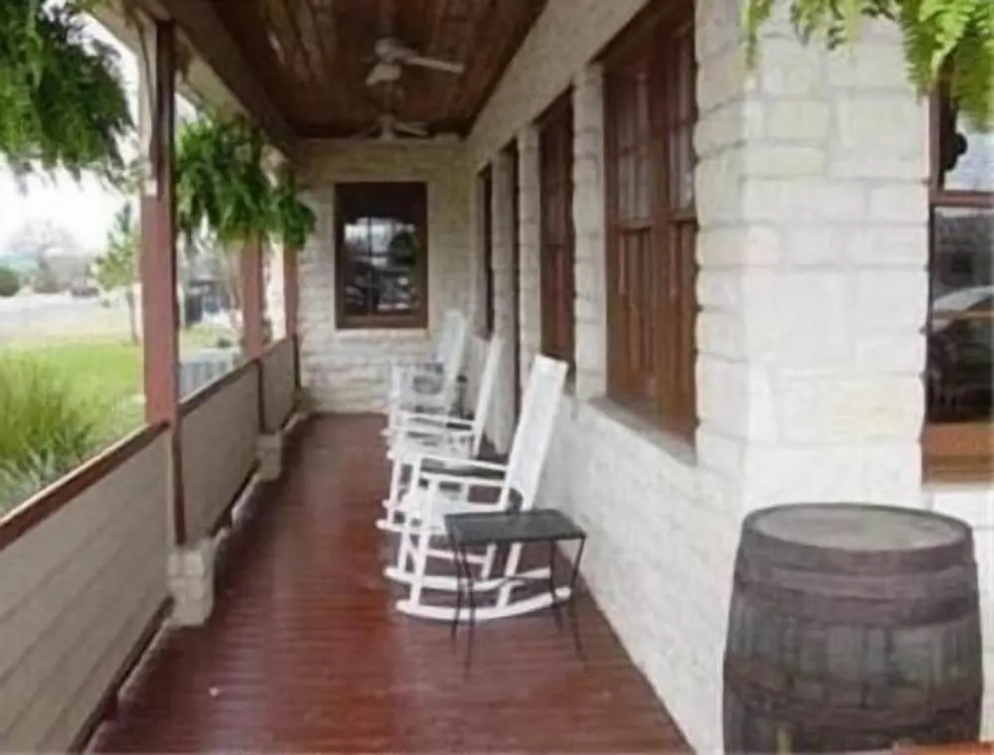 Fredericksburg Hill Country Hotel