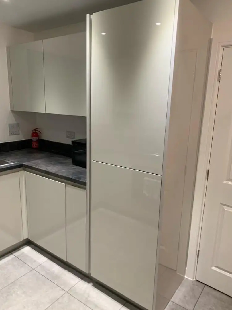 Pristine 3-bed House in Grays