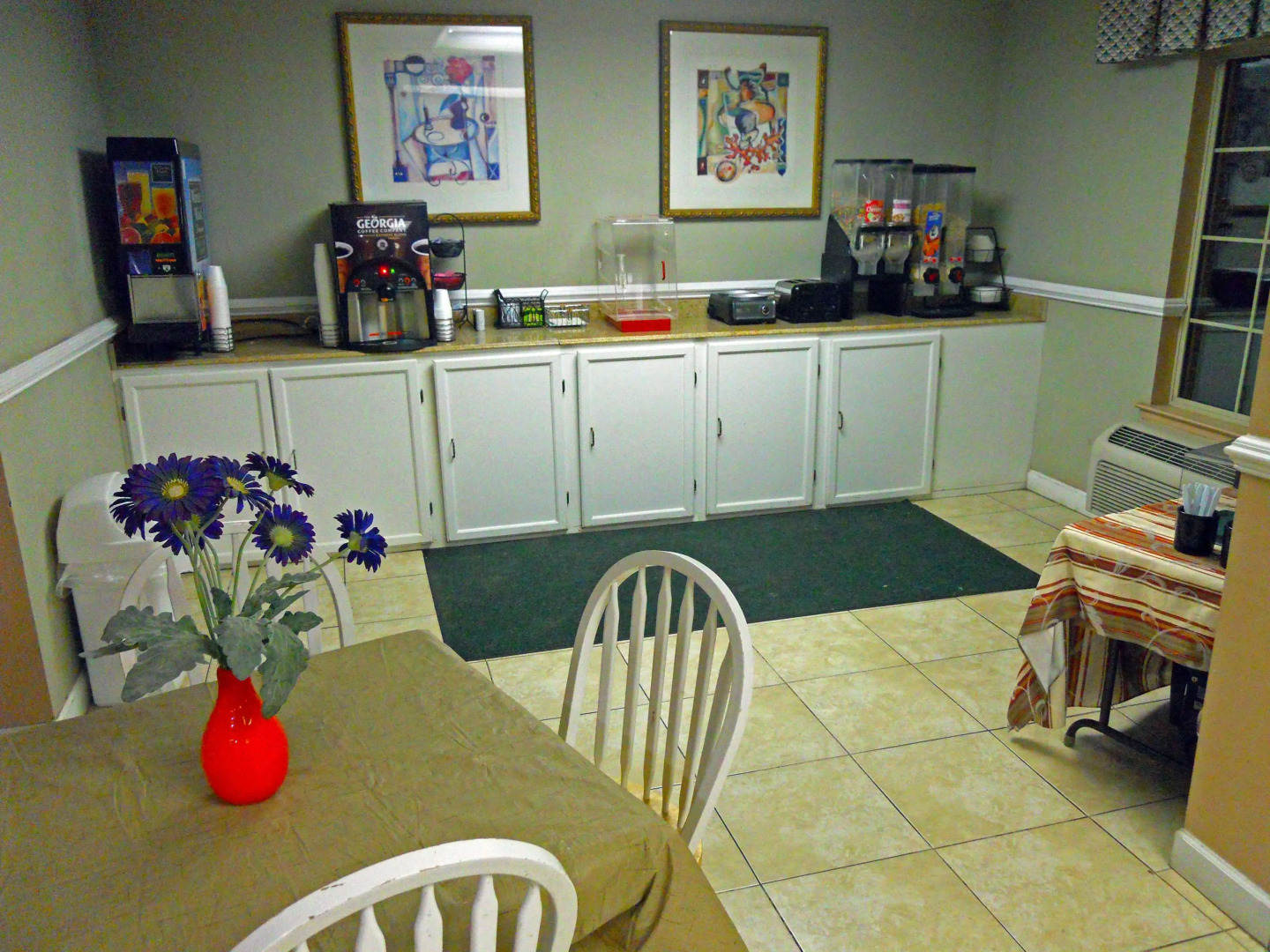 America's Best Inn and Suites Beaufort