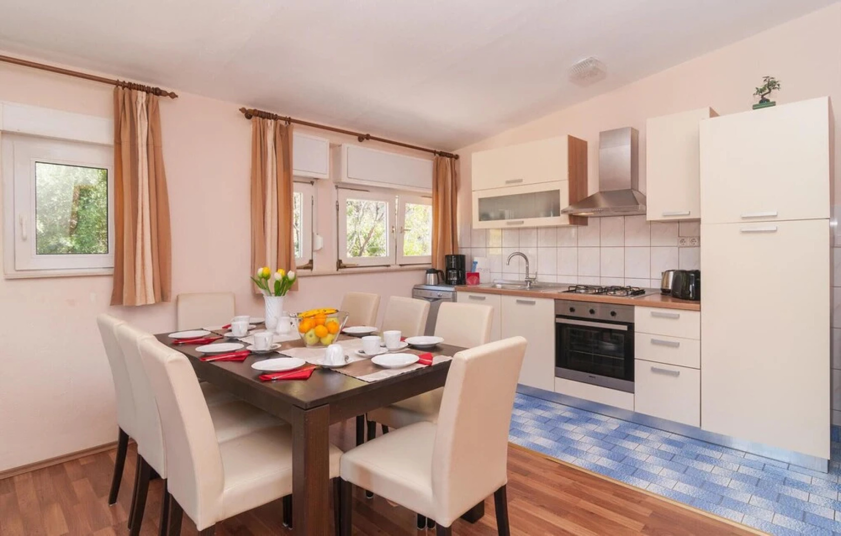 Beautiful Home in Omis With Wifi and 8 Bedrooms