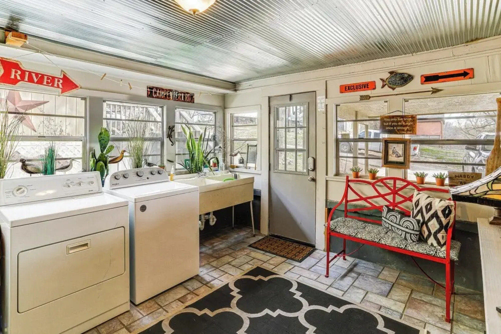 Historic 'hardy House' on Main Street w/ Fire Pit!