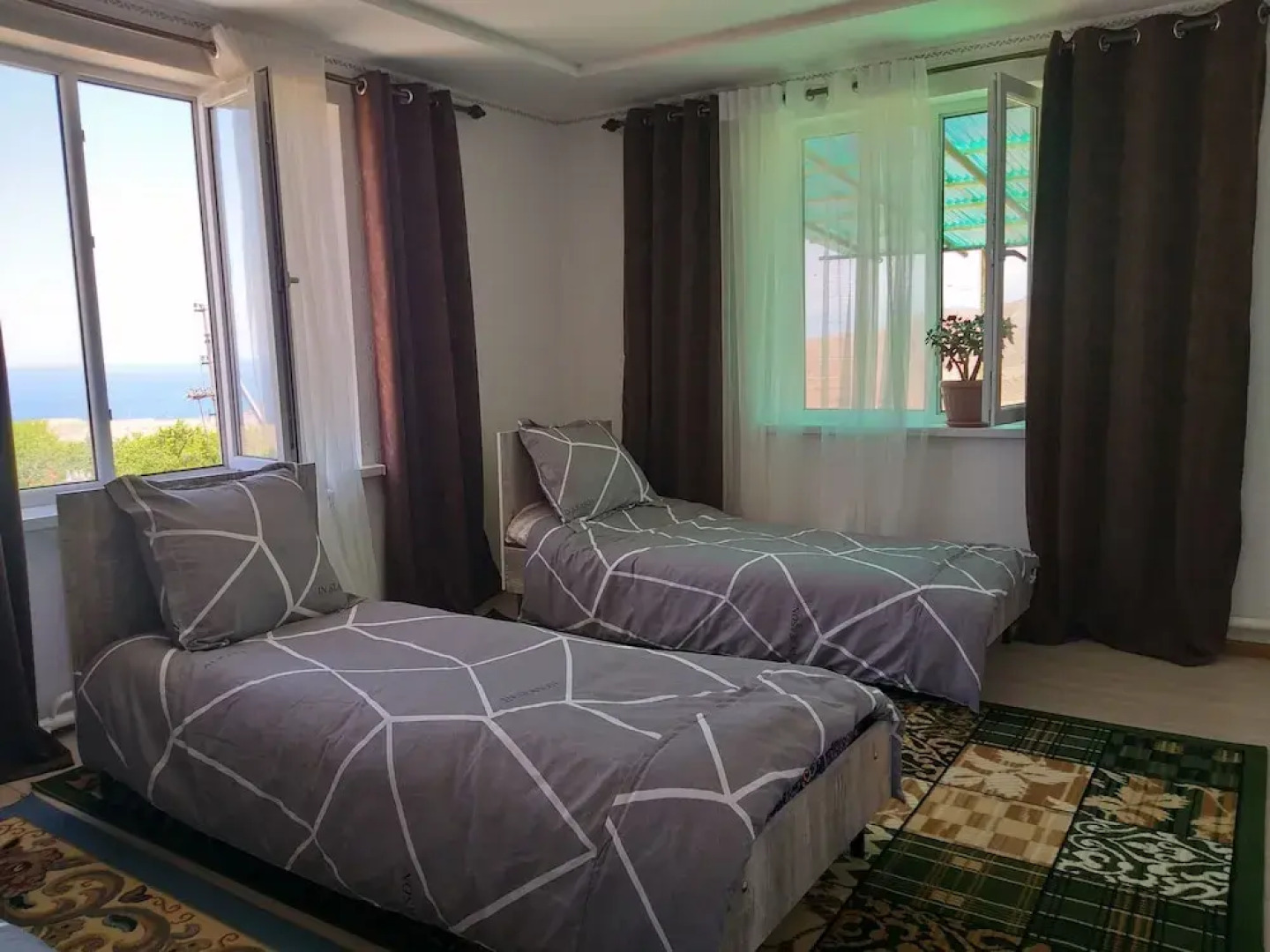 Tashtanbay Ata Guest House