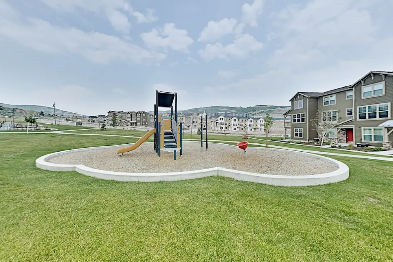 1072wcat 4 Bedroom Home