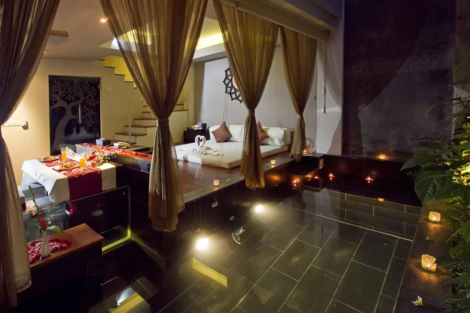 18 Suite Villa Loft by AMITHYA