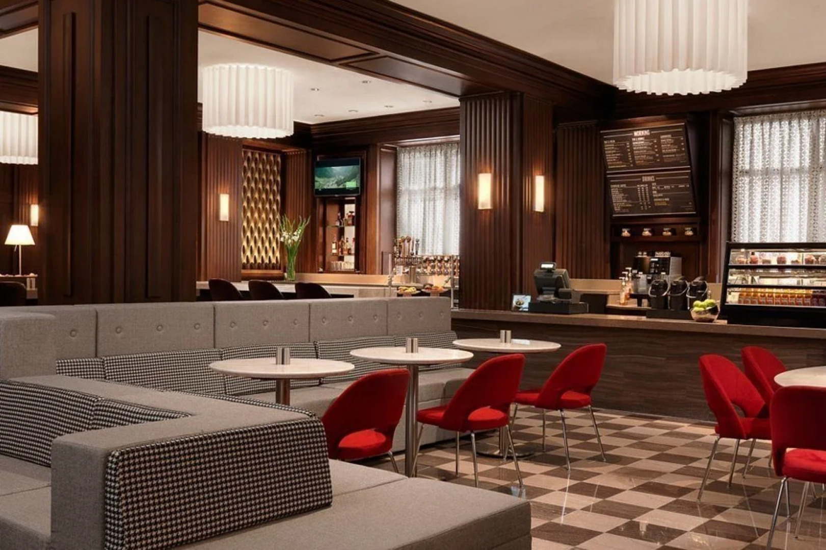 Courtyard by Marriott St. Louis Downtown/Convention Center