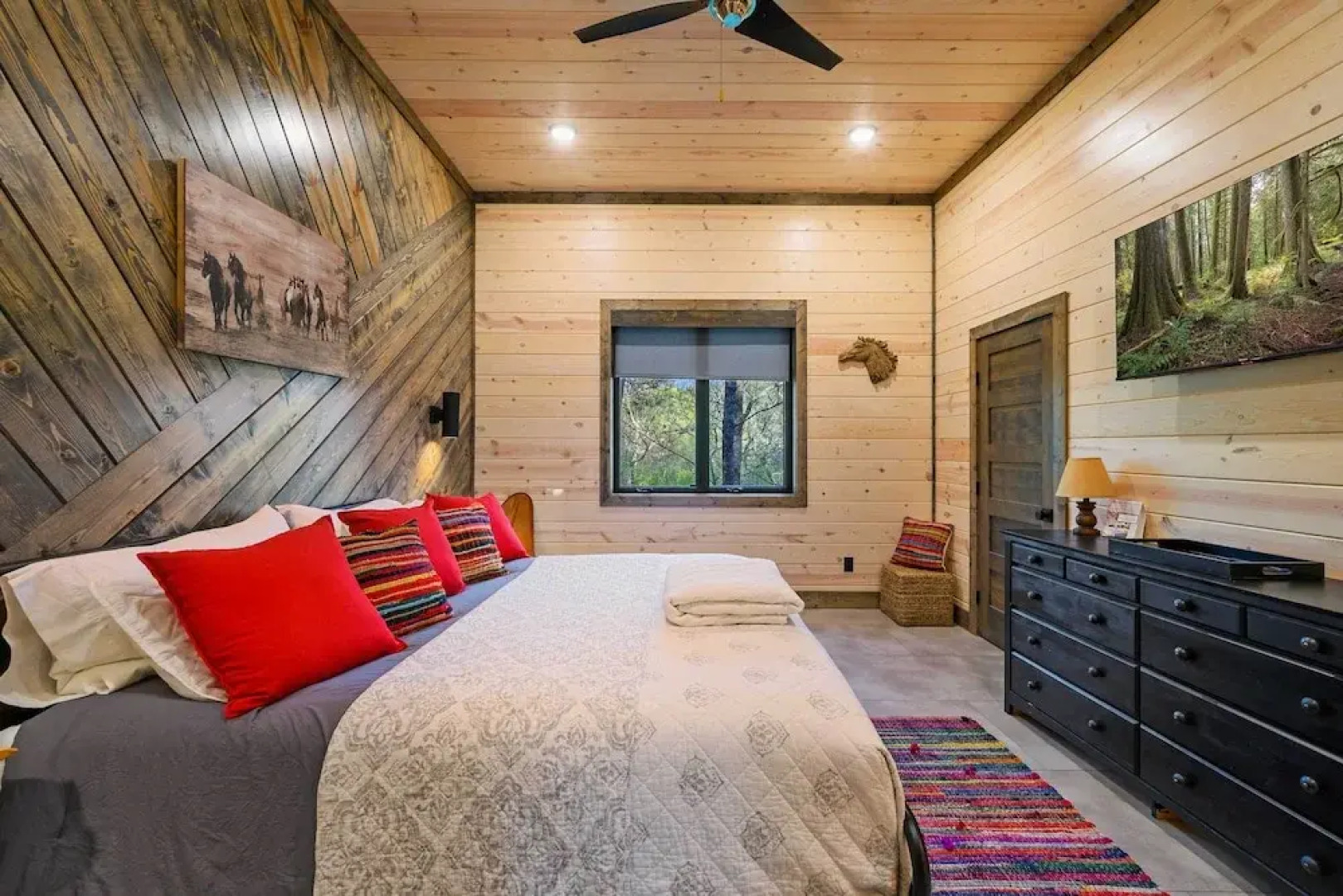 Secluded Creekside Cabin w/ Hot Tub & Fire Pit!