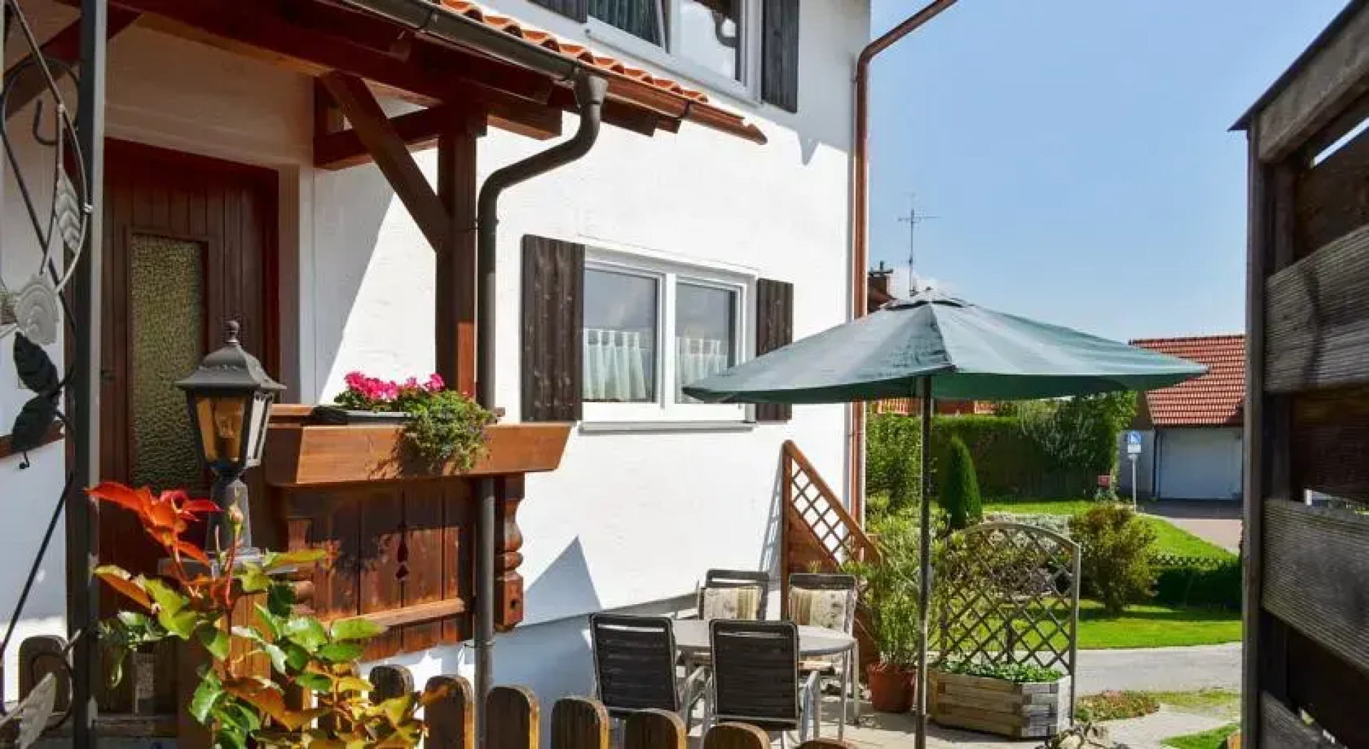 HomeRez - House Weiherweg