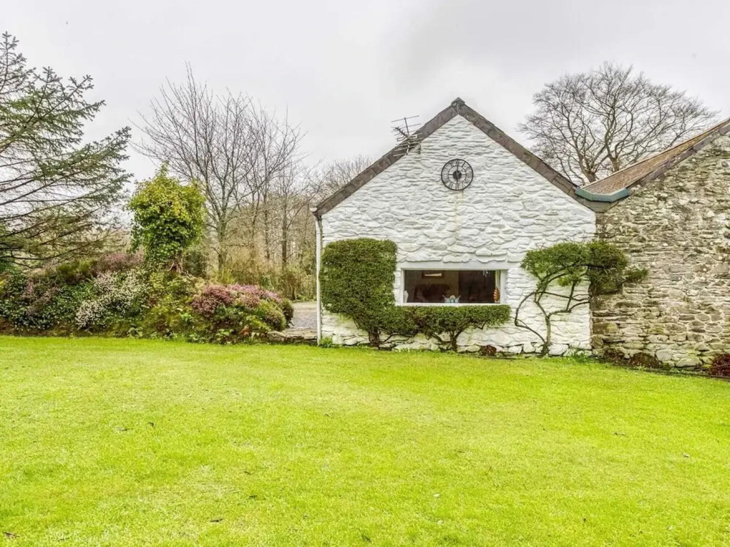 Holiday Home in Ceredigion Near Sea Beach