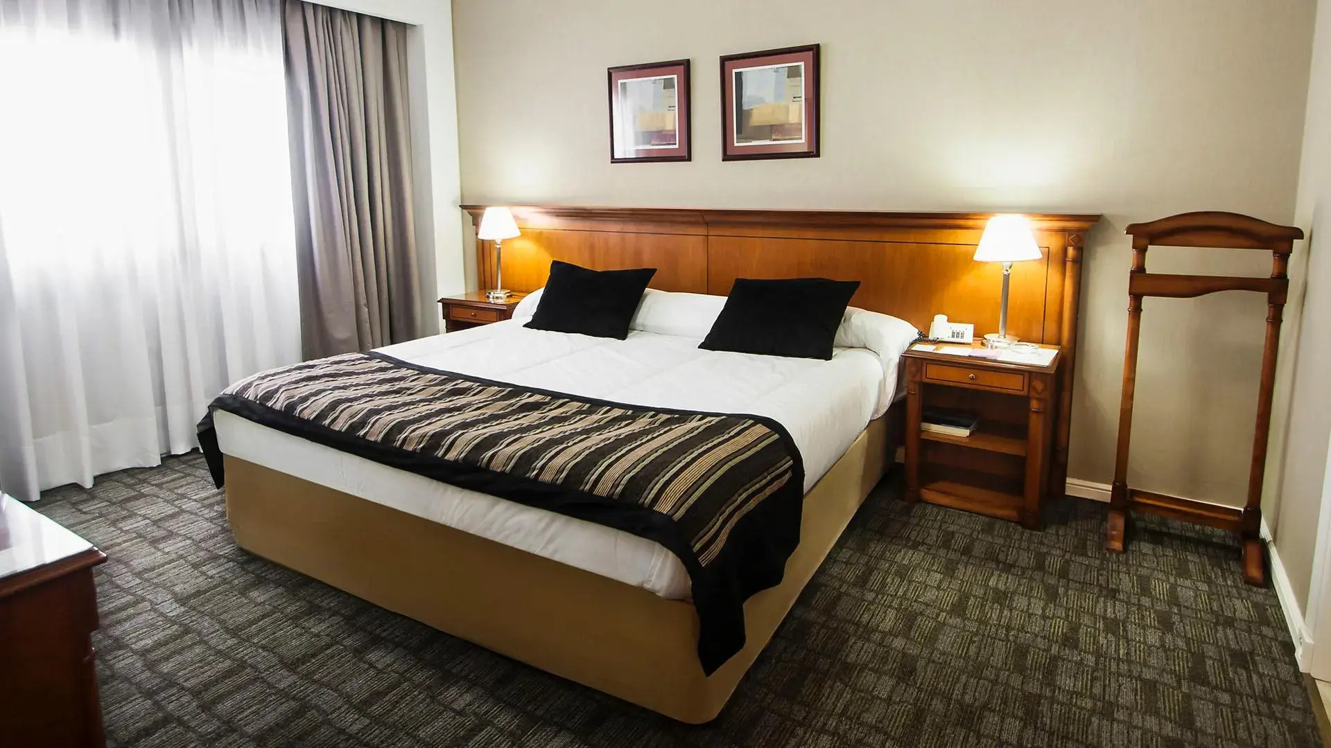 Tucuman Center Suites&Business