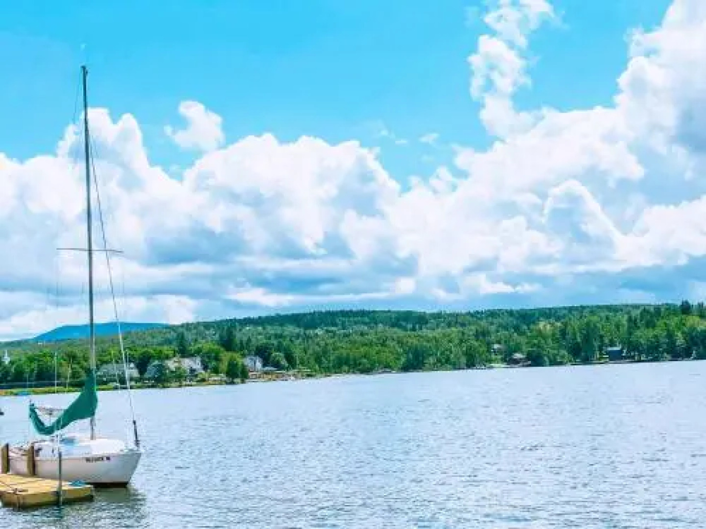 Town & Lake Motel & Cottages