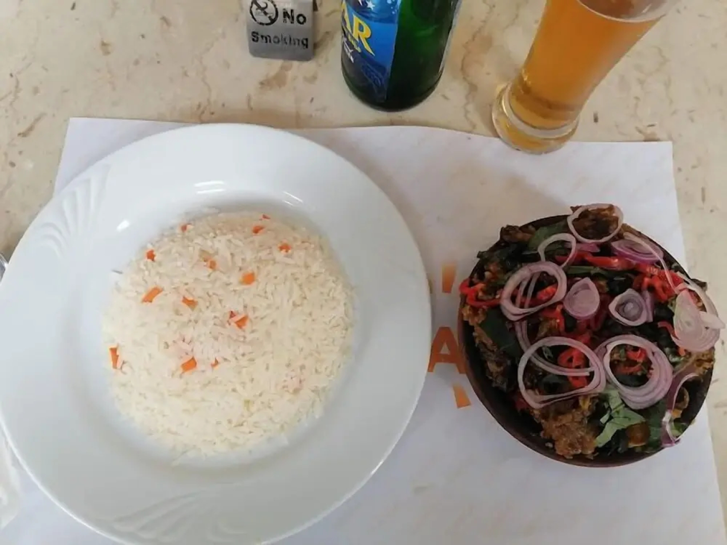 De City Hotel and Resort