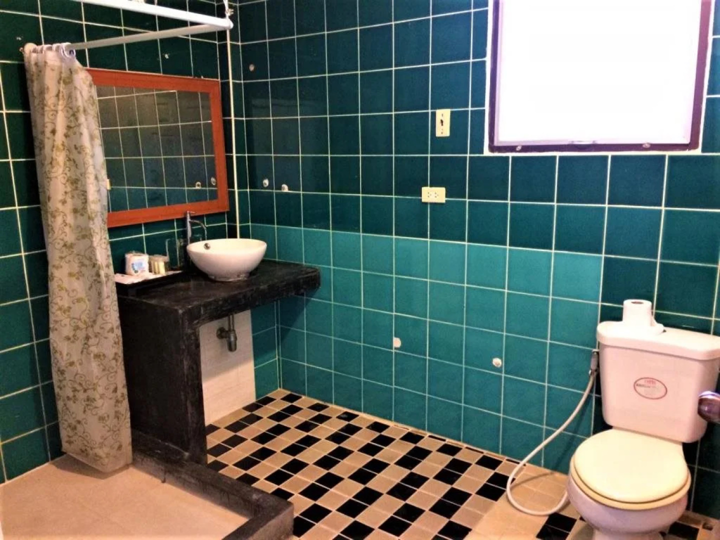 Phalaburi Resort by dreamhouse