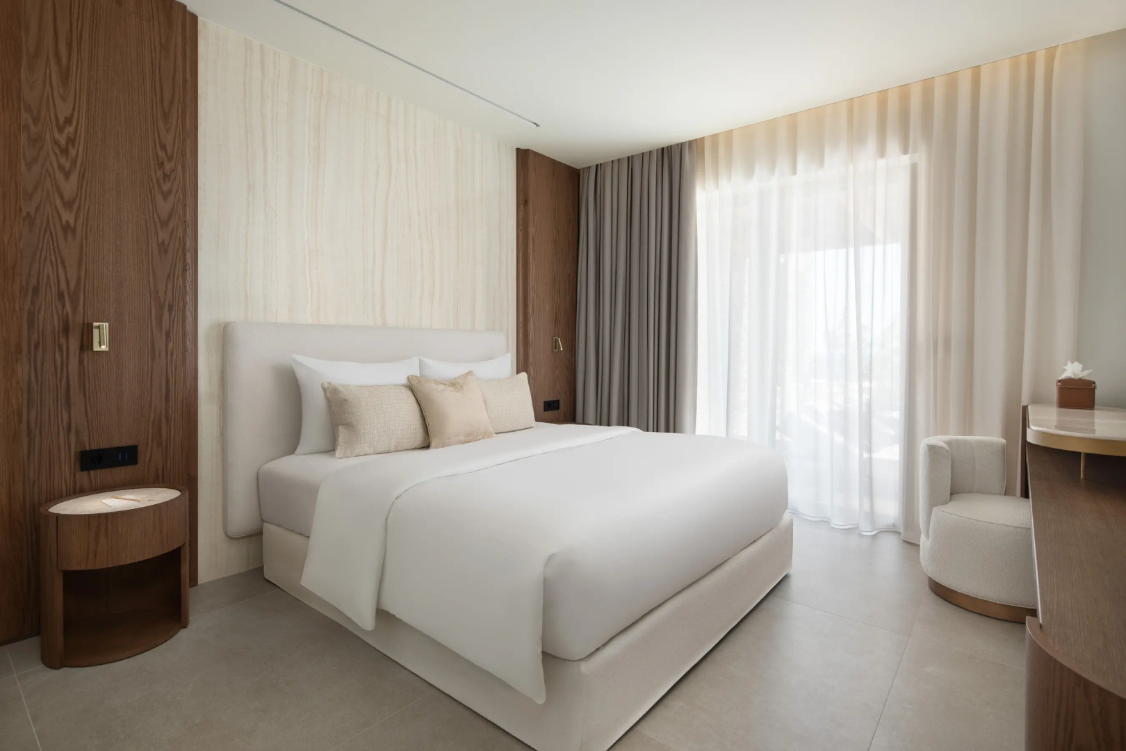 Vione Paros Hotel