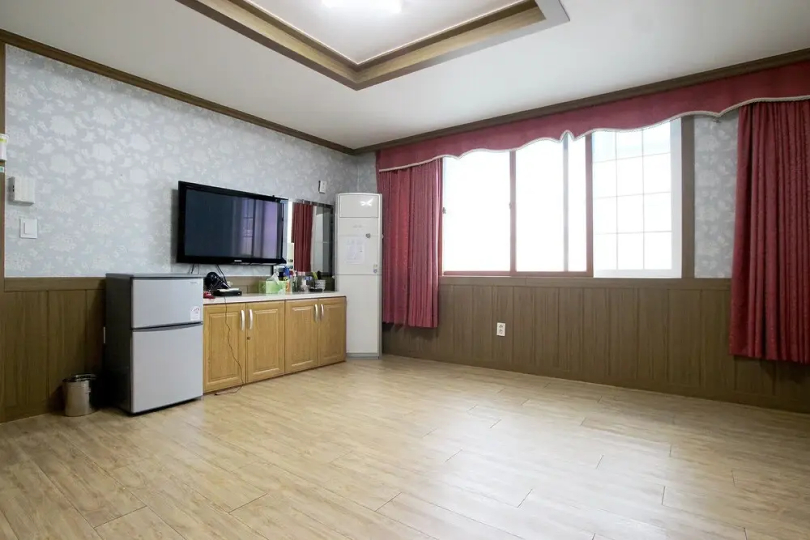 Ulleung Hwangje Hotel