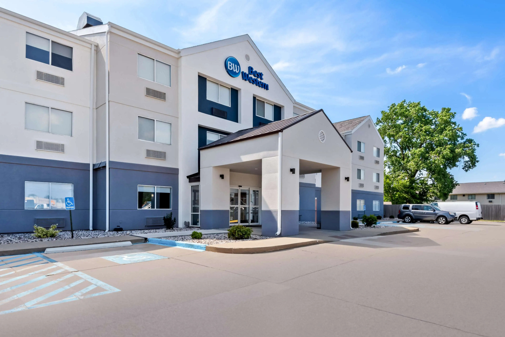 Best Western Ottumwa Inn & Suites
