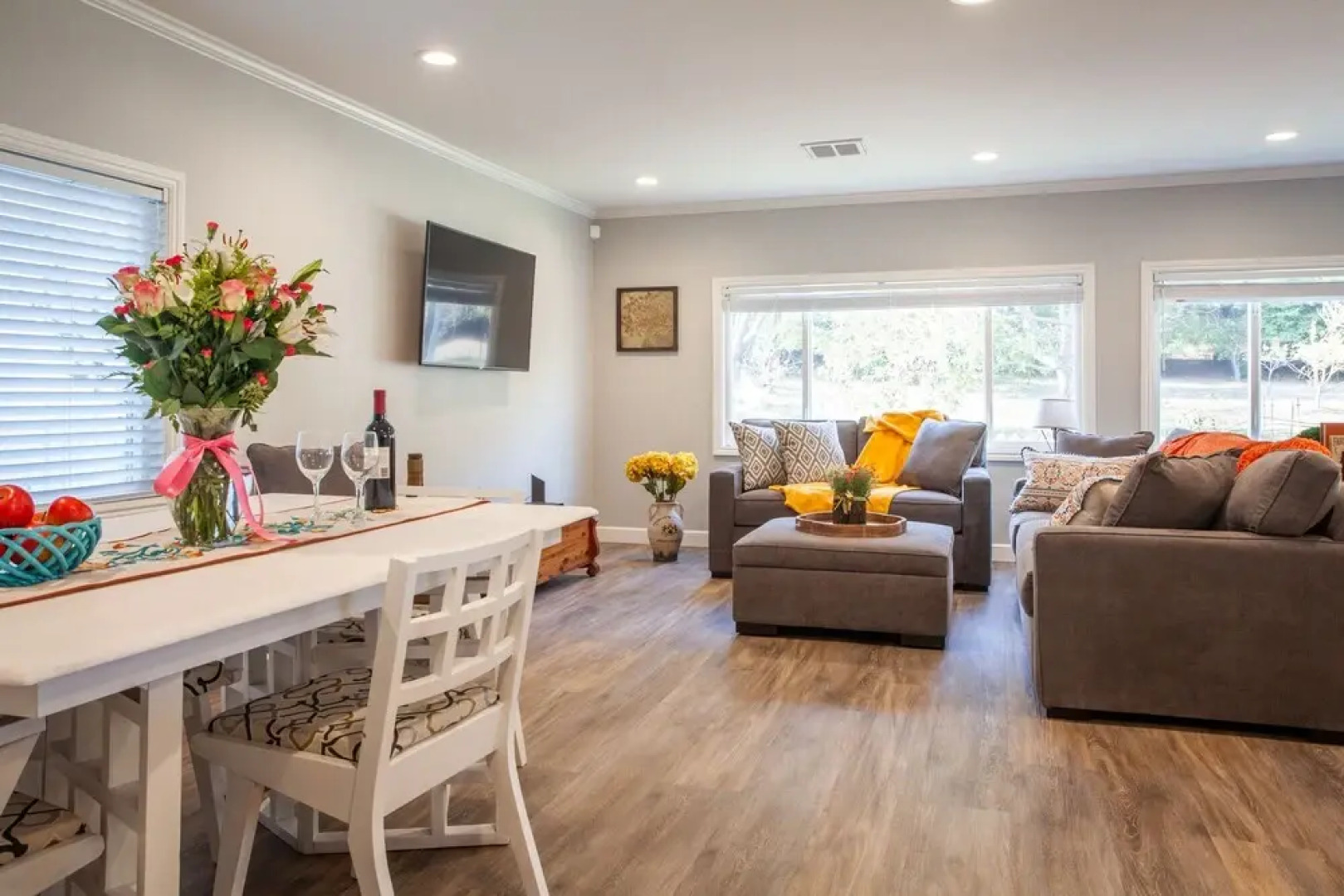 Cozy Country in Sebastopol - 3 Br Cottage