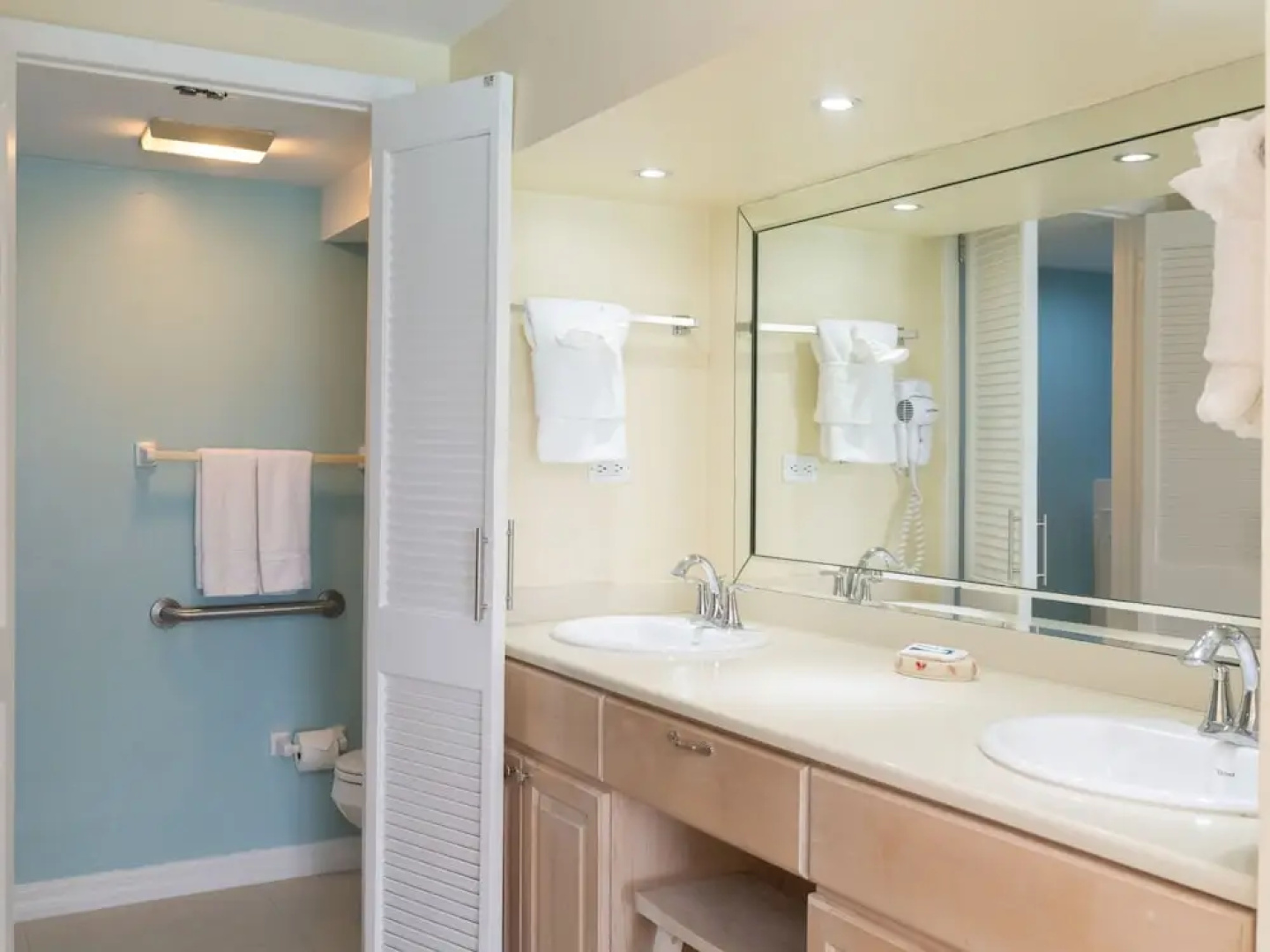 Paradise Island Beach Club Ocean View Villas