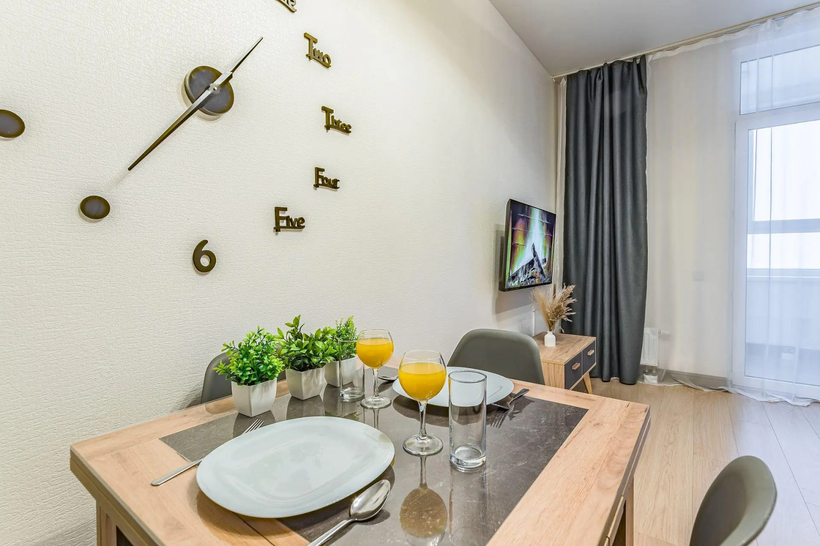 Vegas apartments (Вегас апартментс) на улице 2-ая Оранжерейная