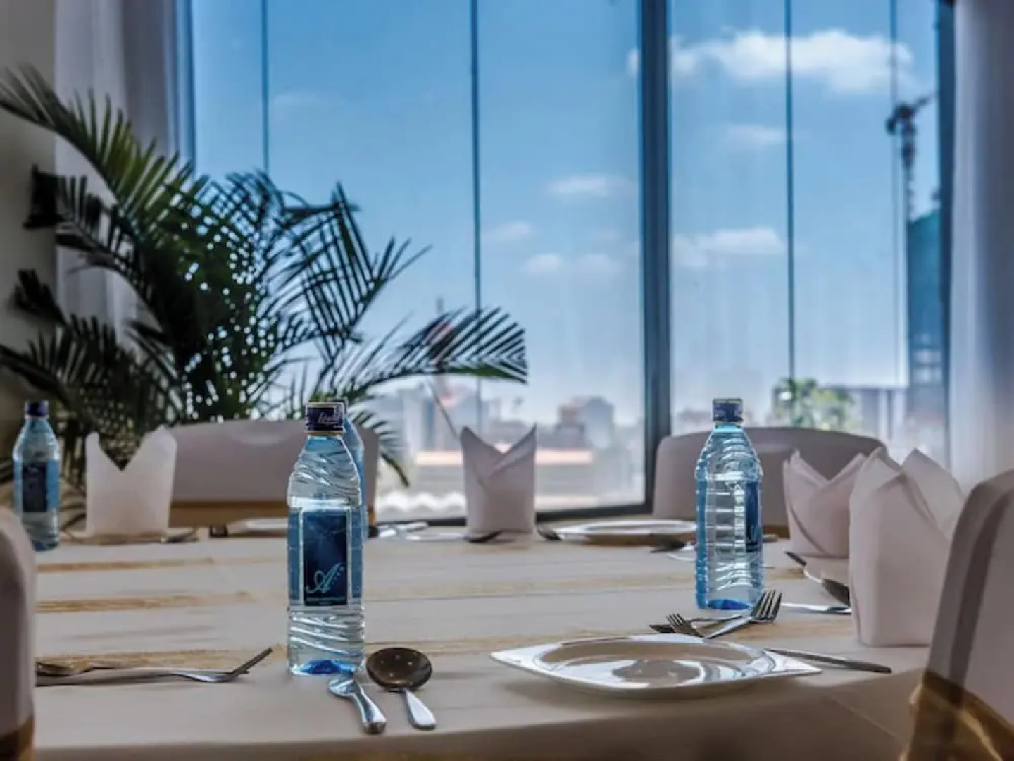 Отель Prideinn Azure Nairobi