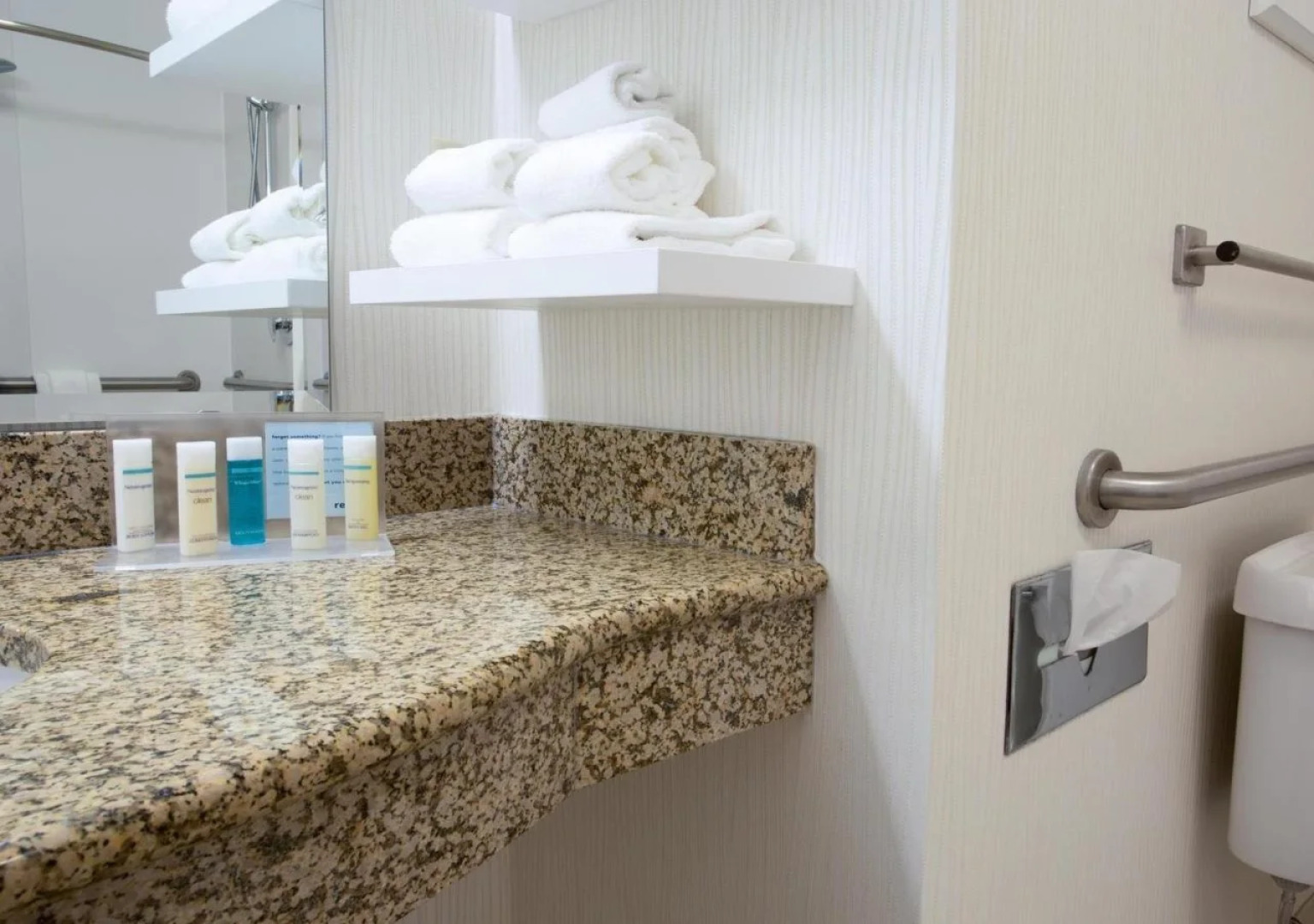 Wingate by Wyndham St. Louis Airport