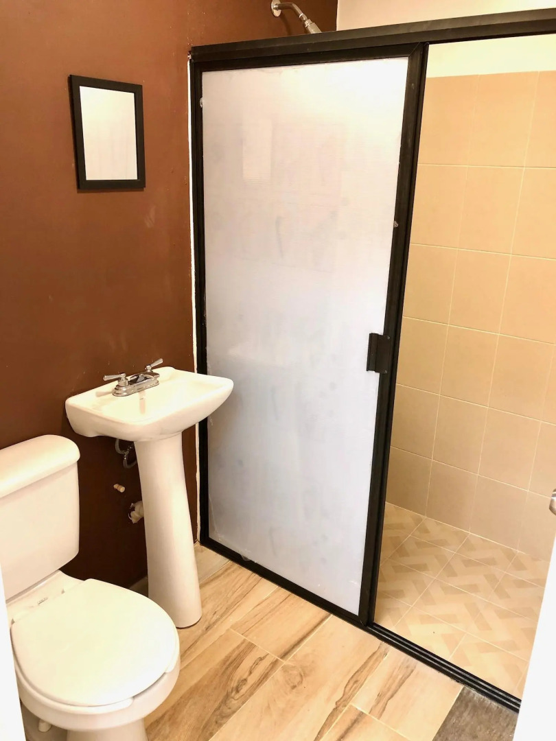 Roomies Hostel Centro Medico