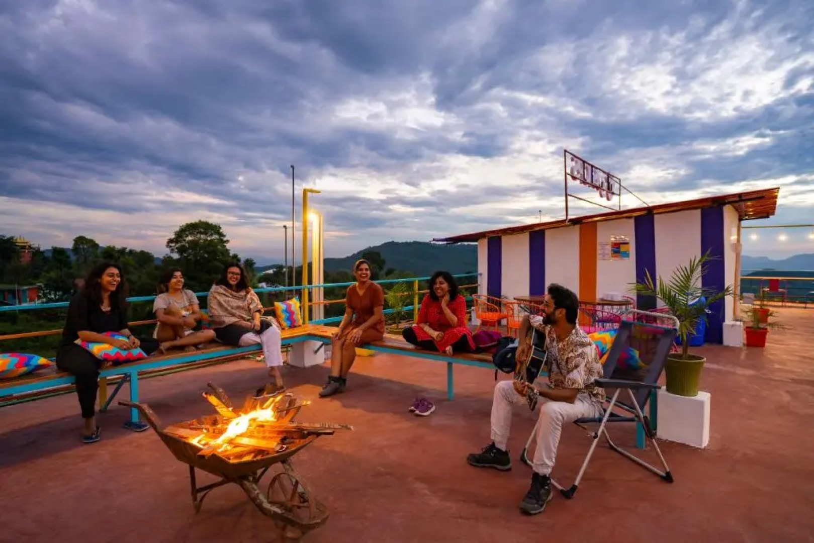 goSTOPS Bir, Landing Site