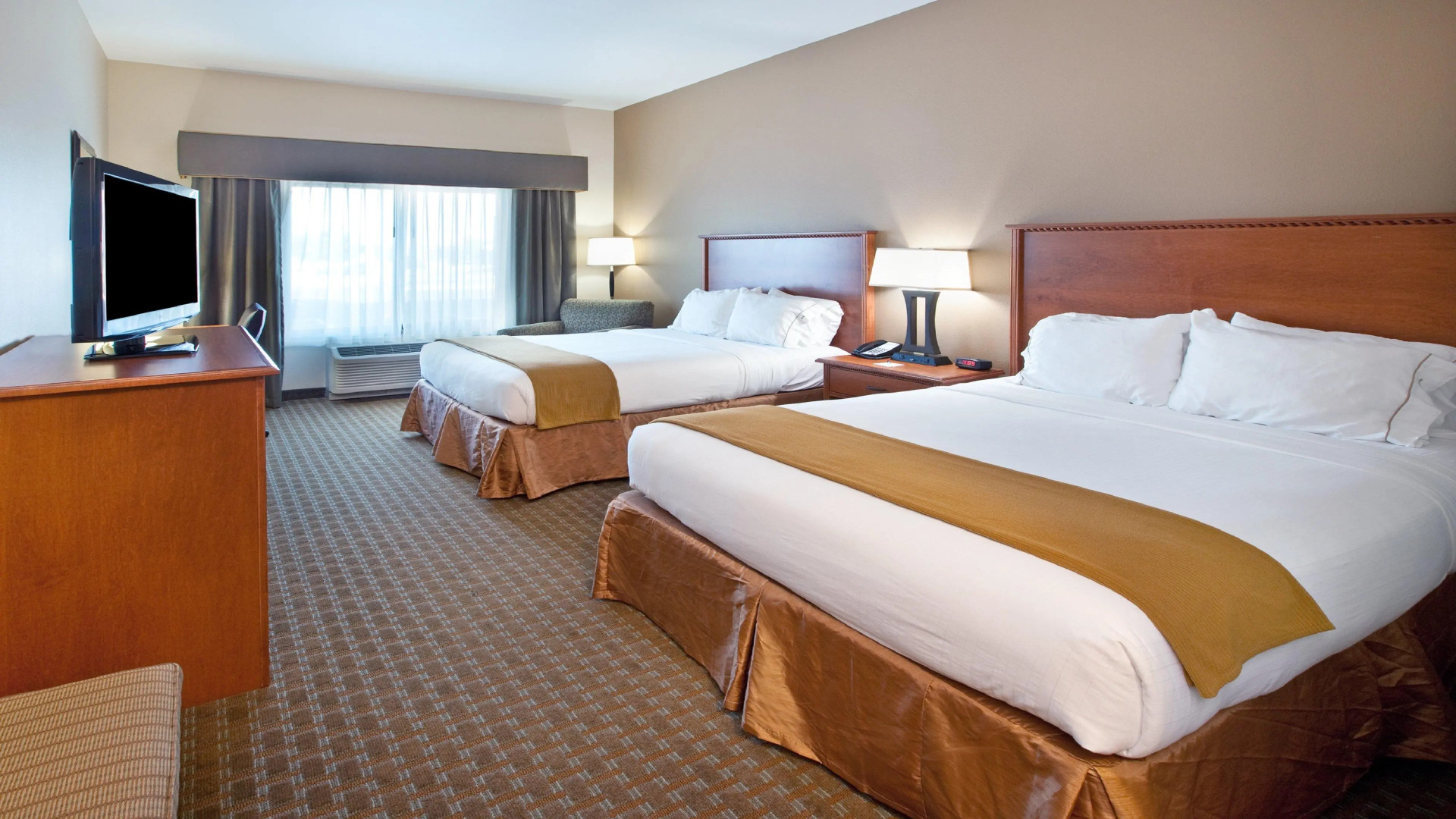 Holiday Inn Express and Suites Sioux Falls SW by IHG