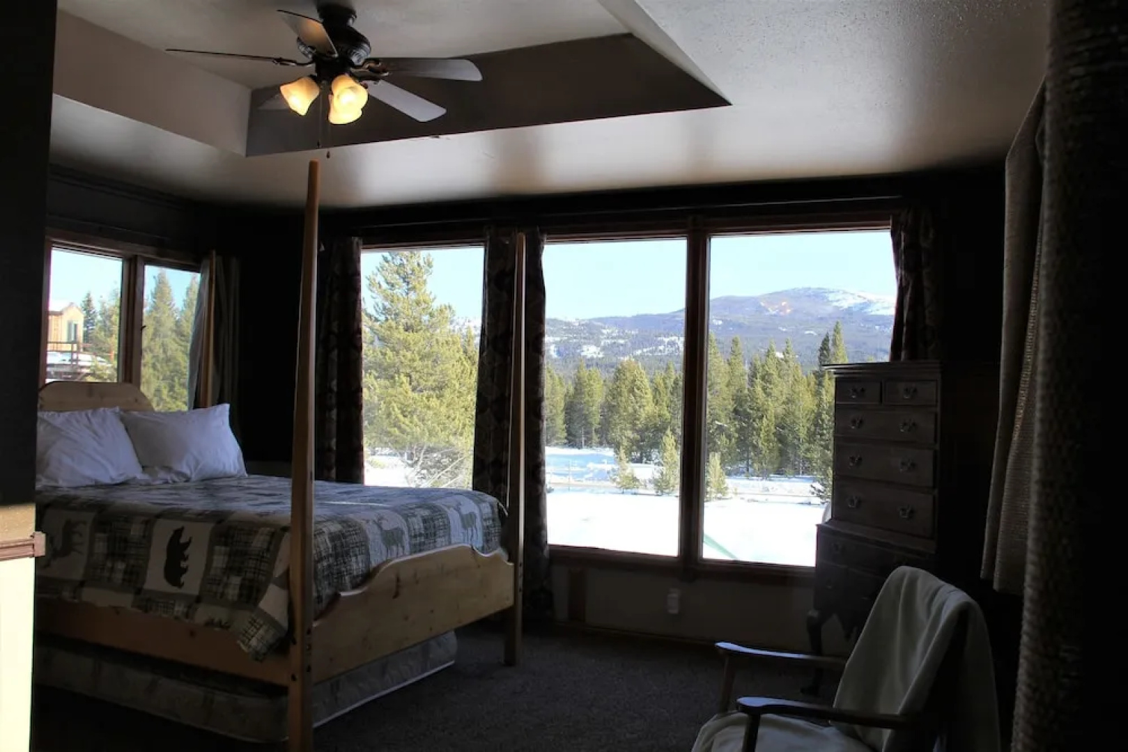 Sugar Loaf Lodge & Cabins