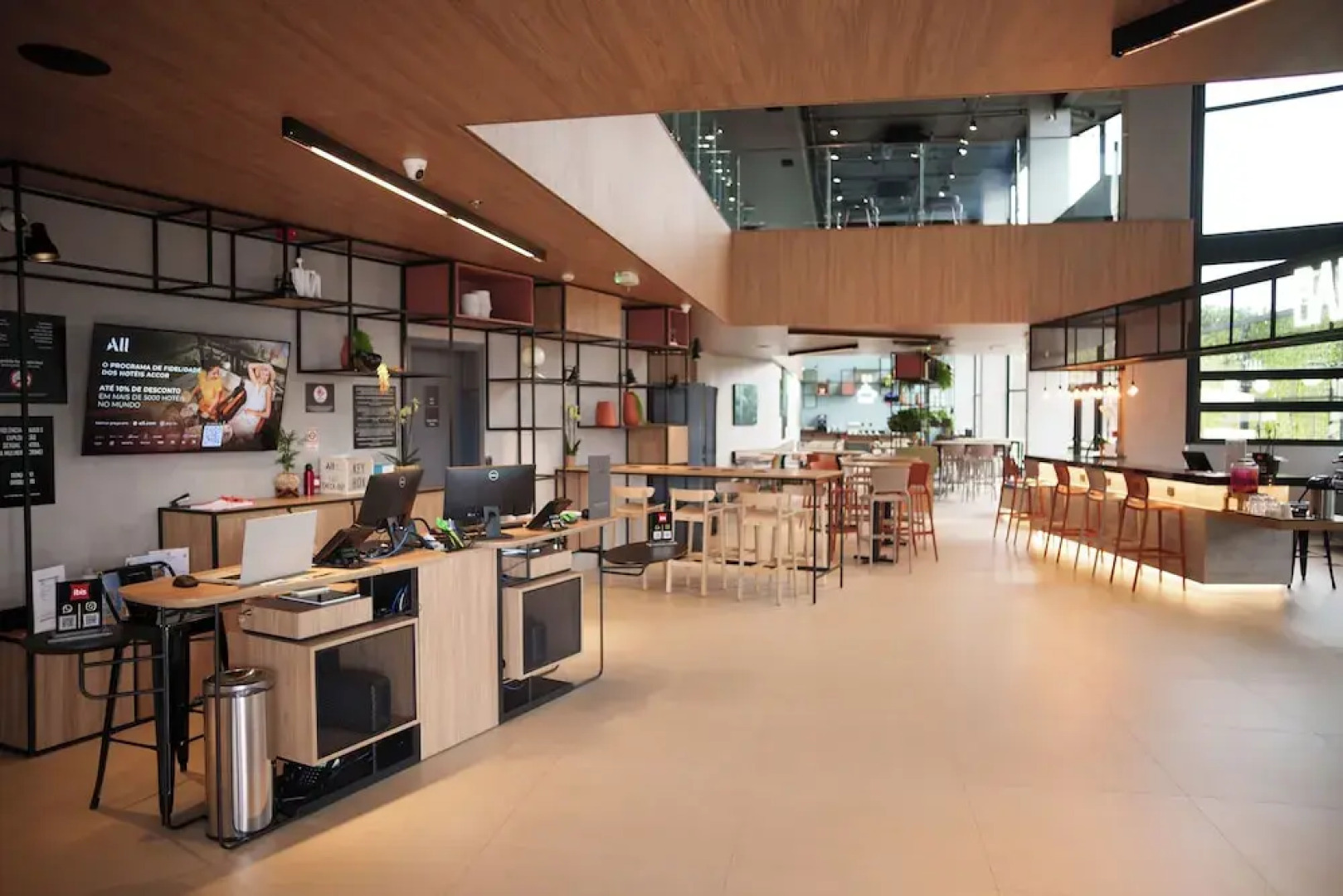 Ibis Tangara Da Serra