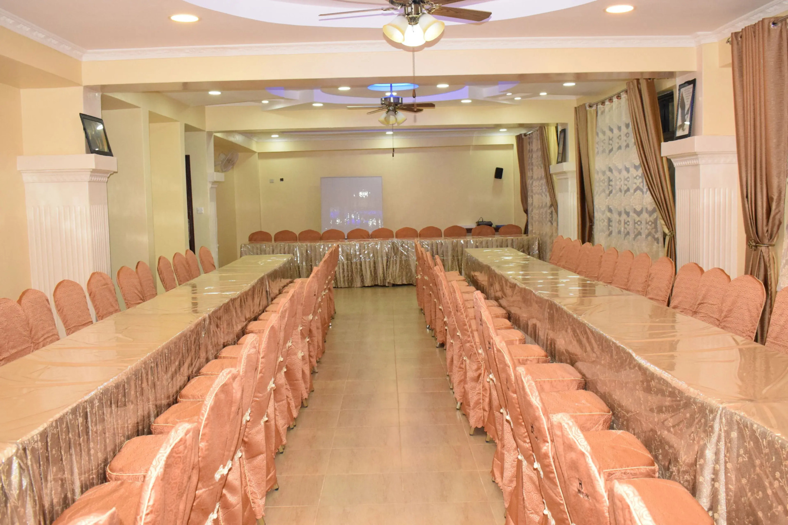 Hotel Lintons Busia