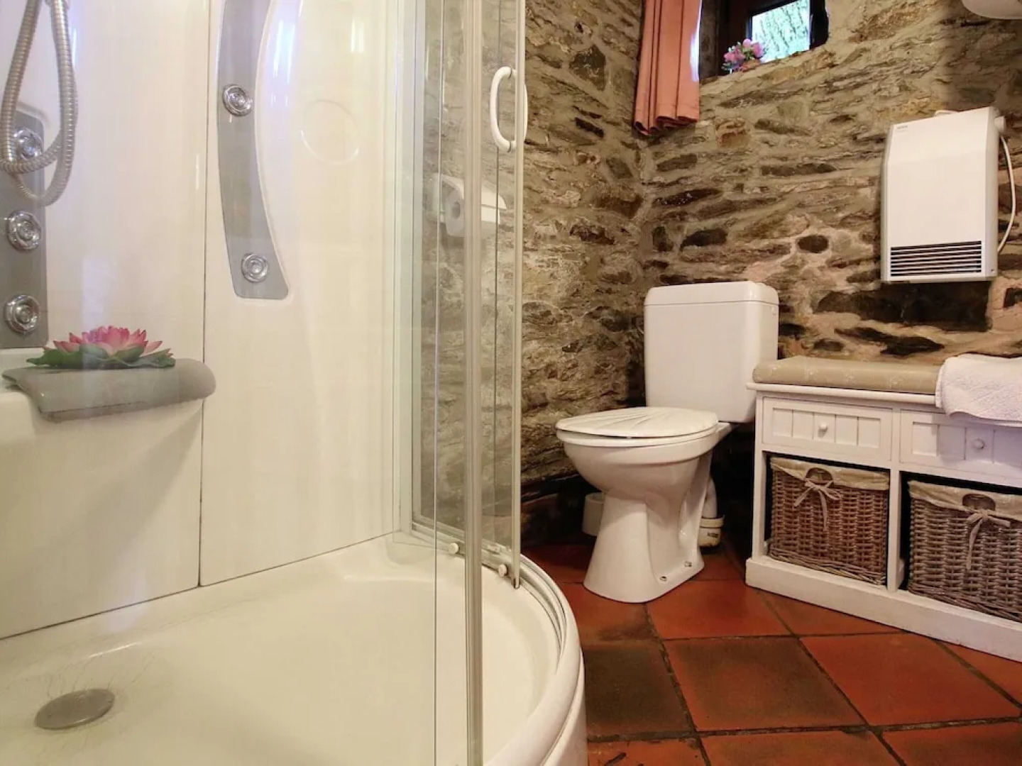 Forest Hideaway, Baillamont