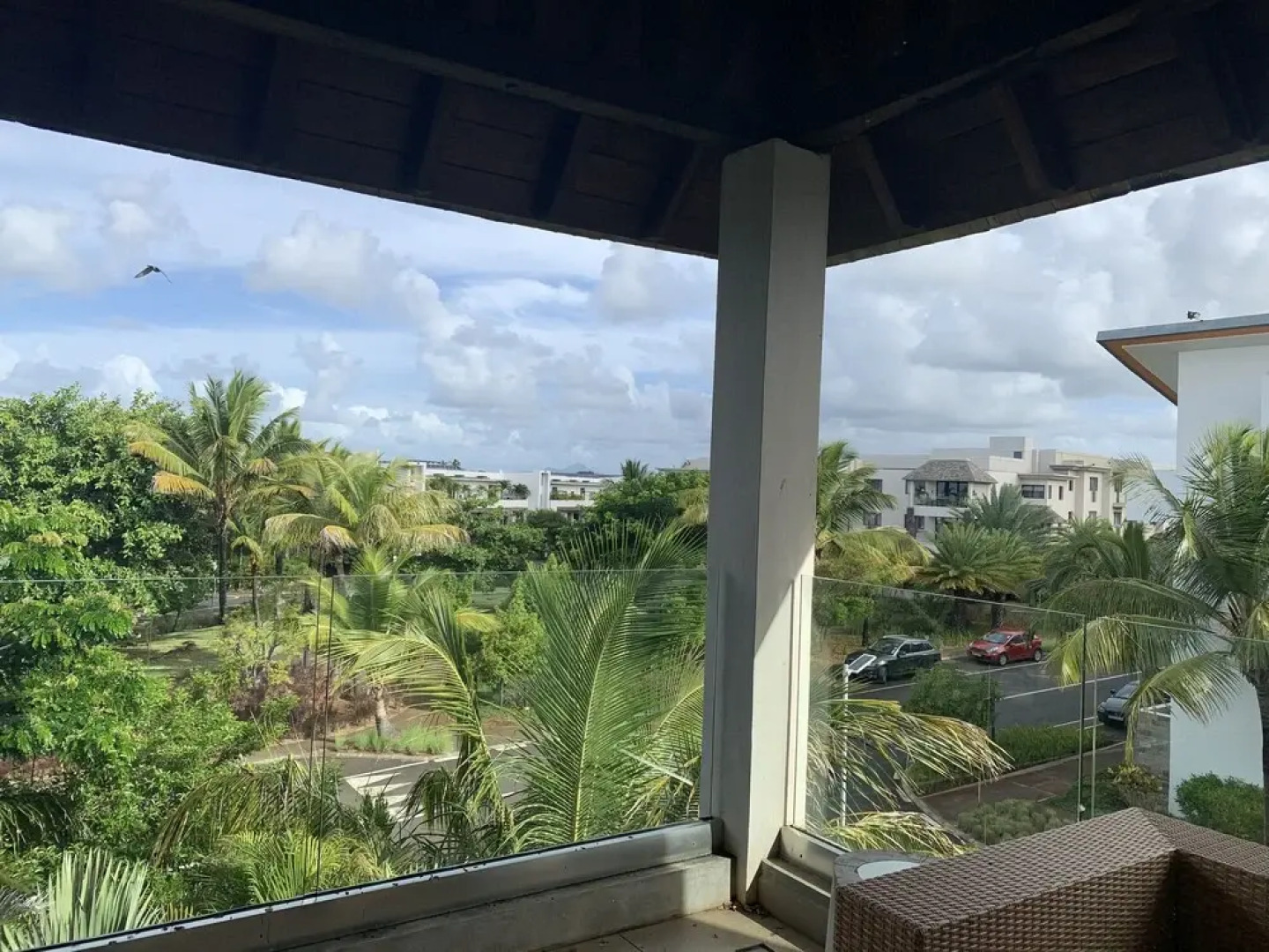 Azuri Residences by Life in Blue