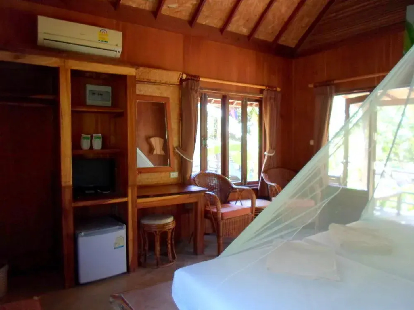 The Cliff and River Jungle Resort