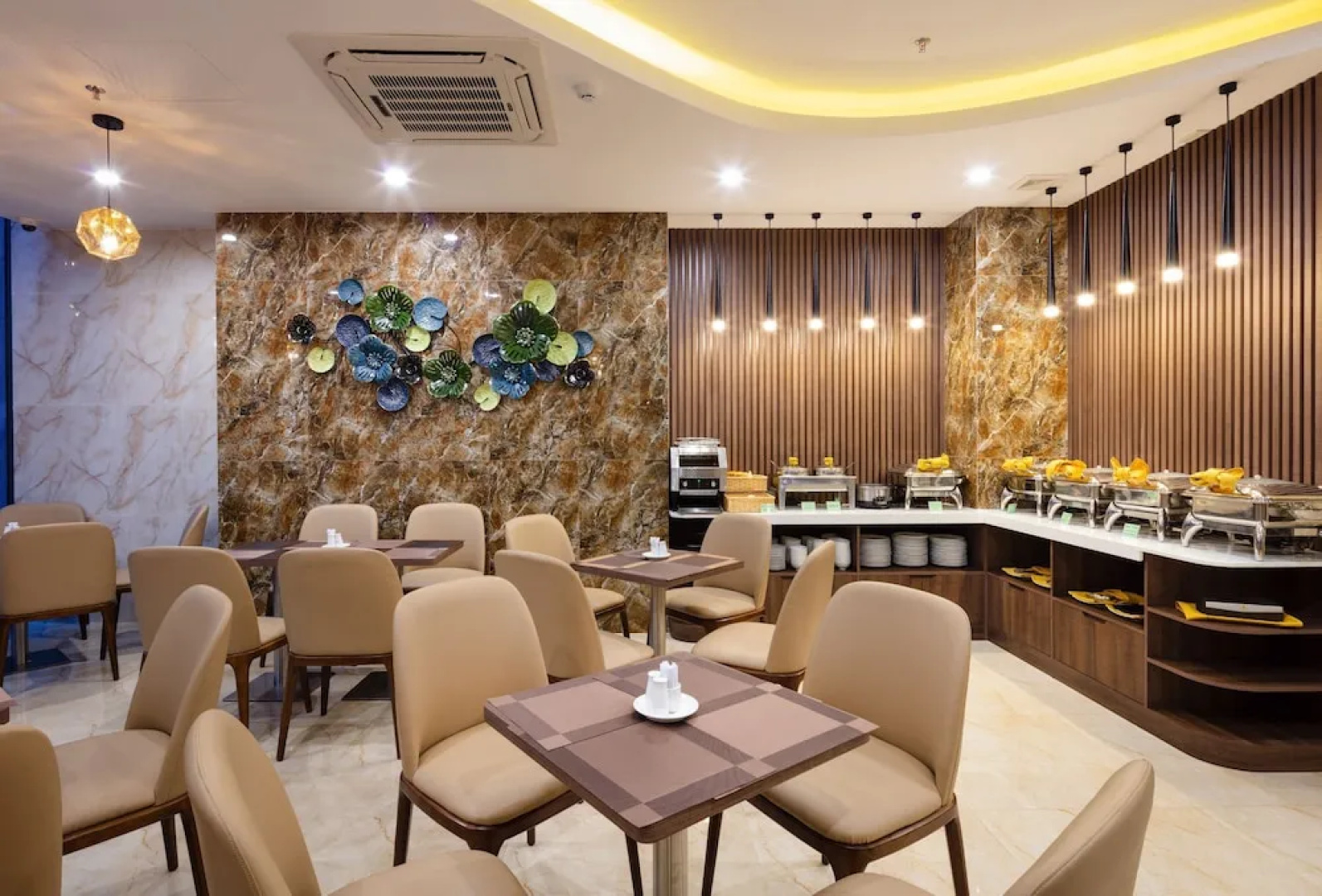 Amber Hotel