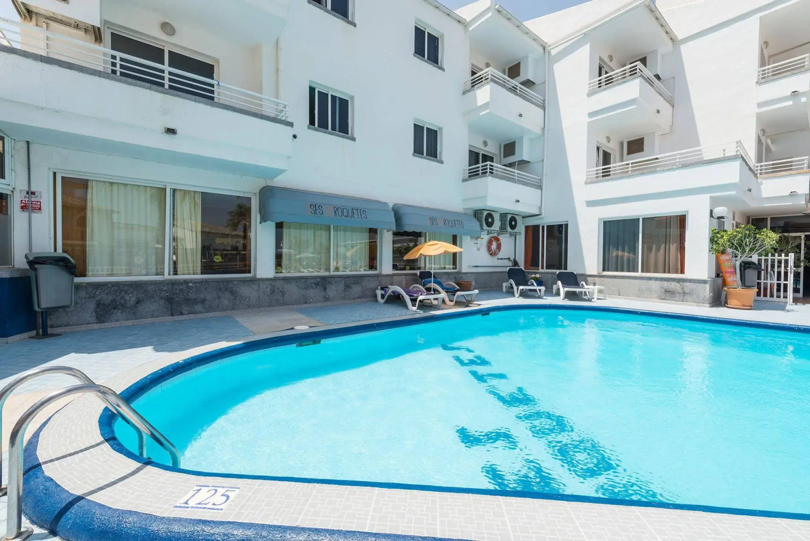 Apartamentos Ses Roquetes