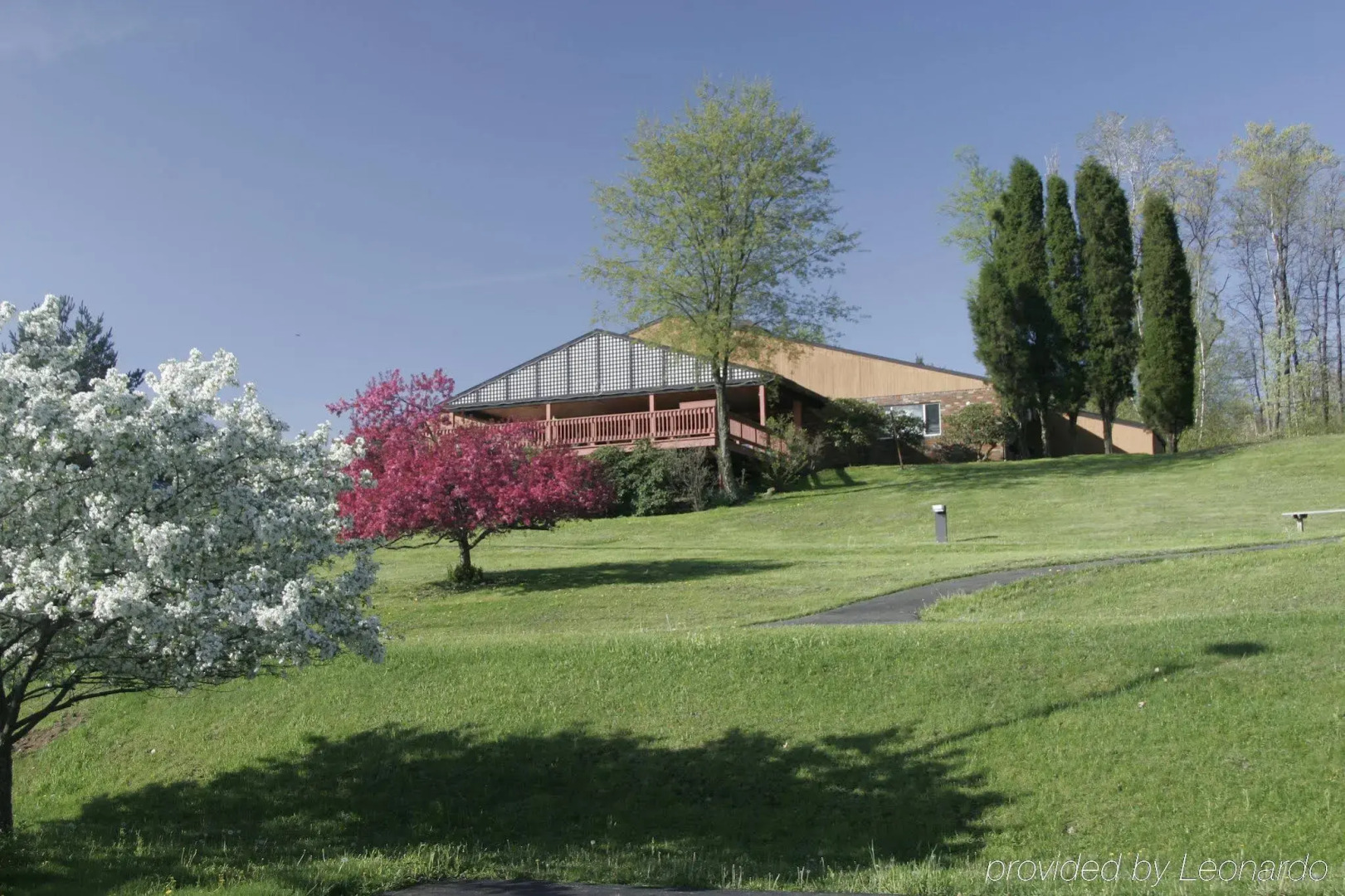 The Lodge at Chalk Hill