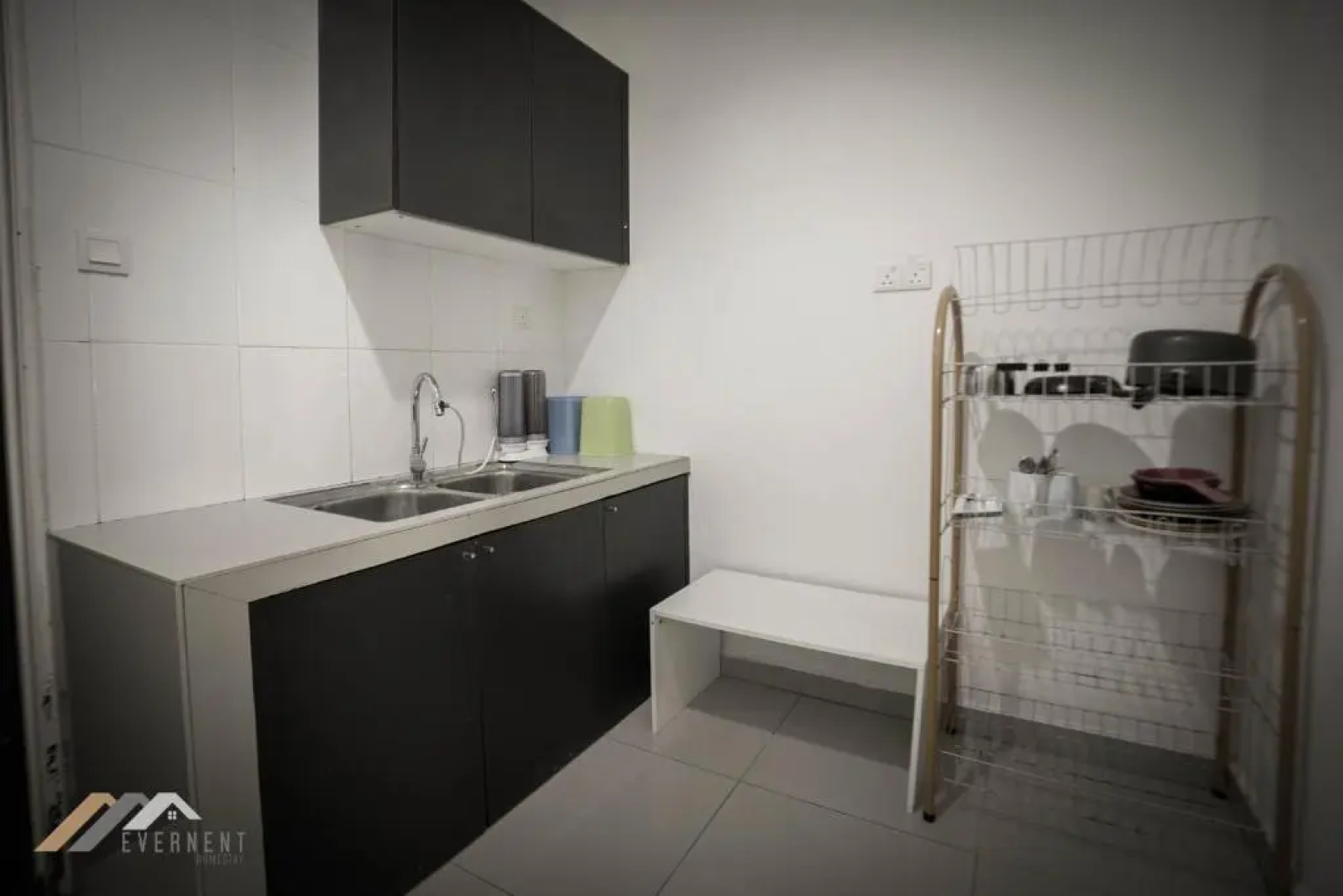 Curtin Waters Homestay by Evernent