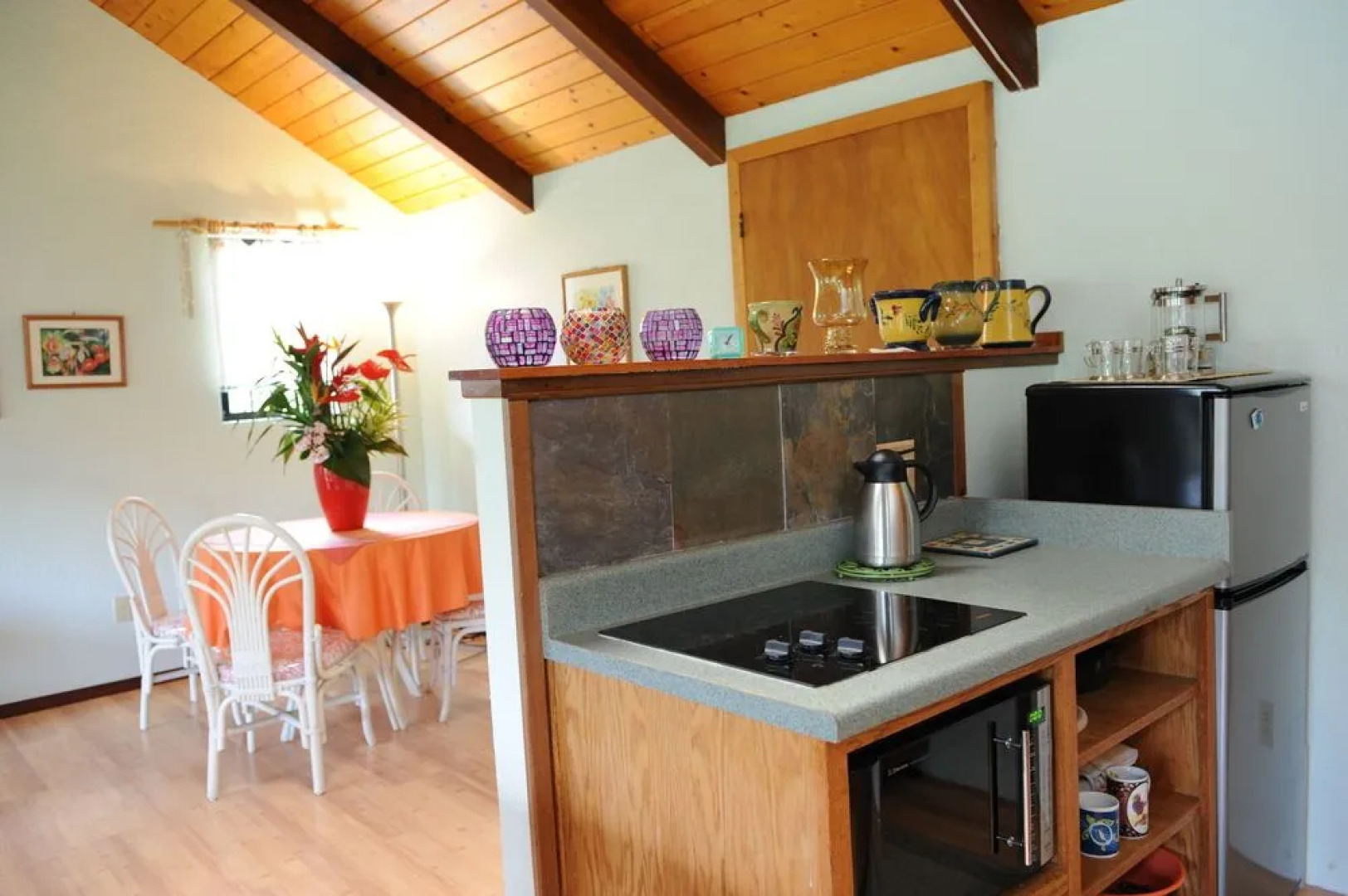 Hale Moana Bed & Breakfast