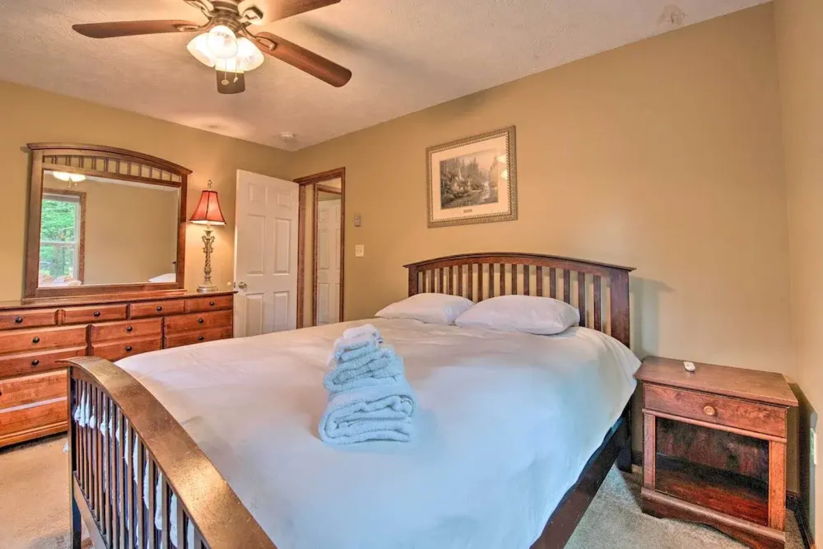 2 Mi to Lake Harmony: Gem w/ Game Room & Deck