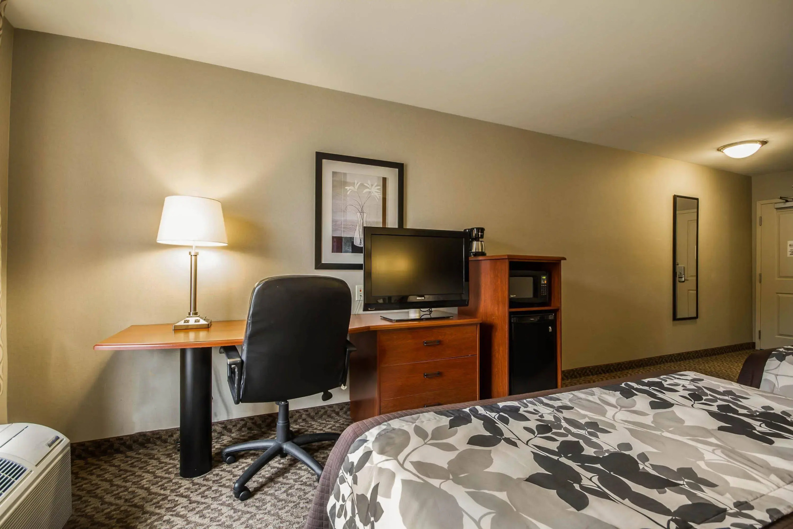 Sleep Inn & Suites Milwaukee Airport