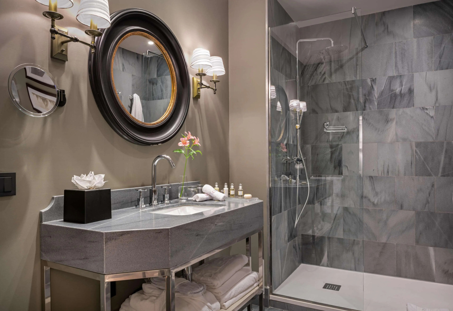 NH Collection Valencia Colón