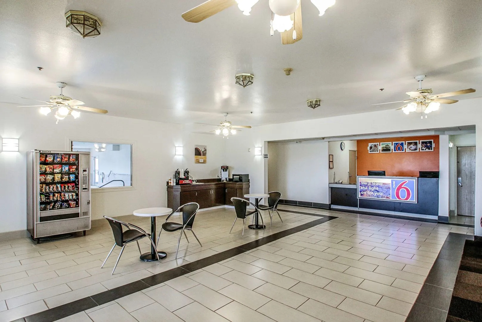 Econo Lodge Midvale