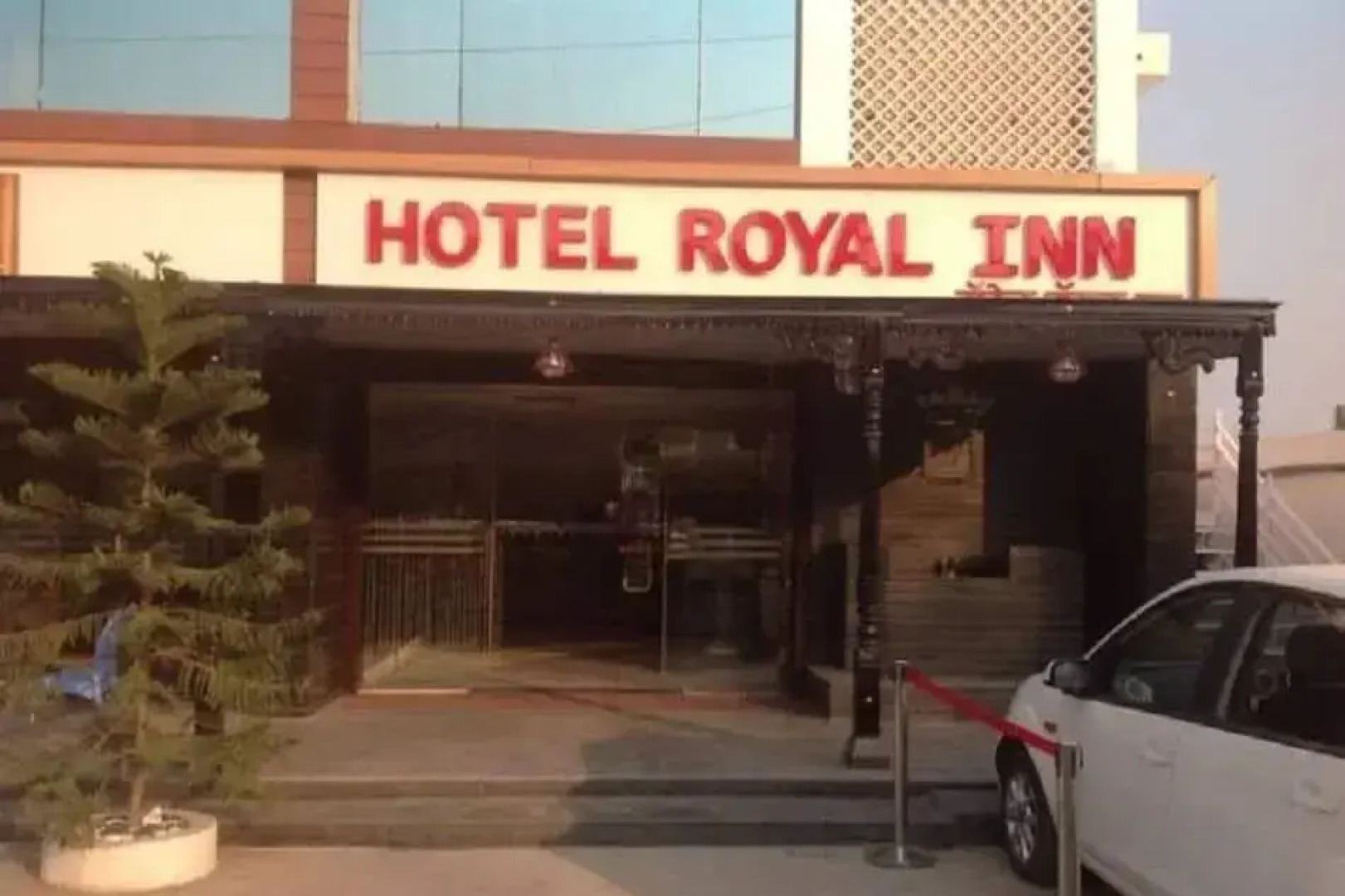 Hotel Royal Inn