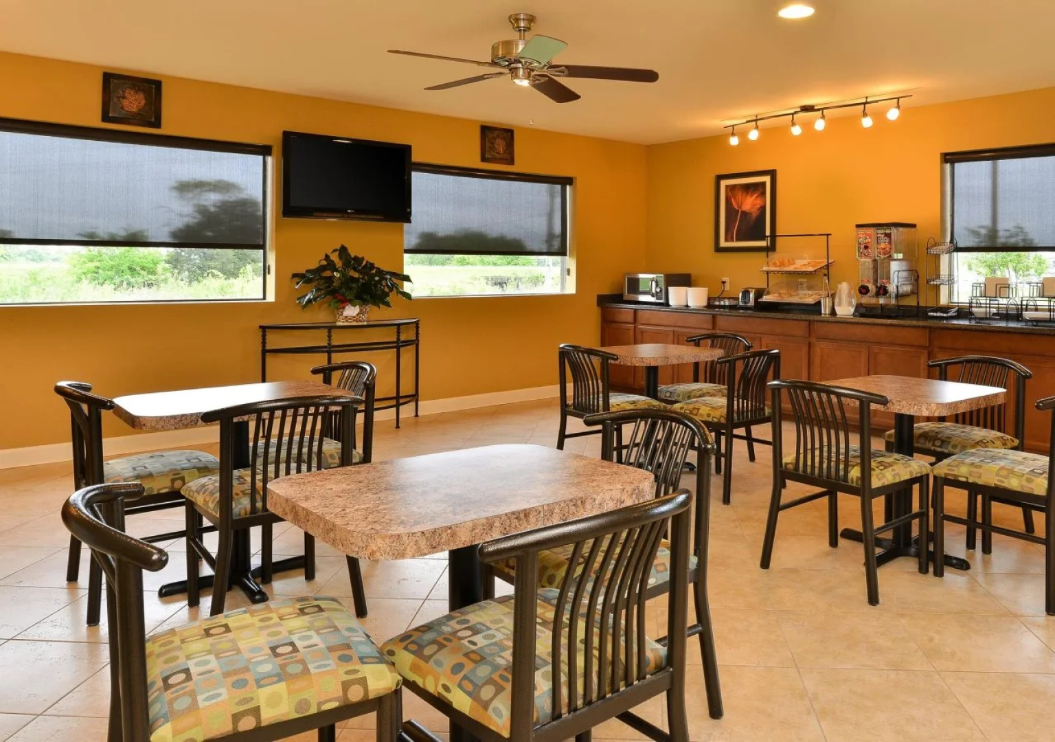 Americas Best Value Inn Tupelo